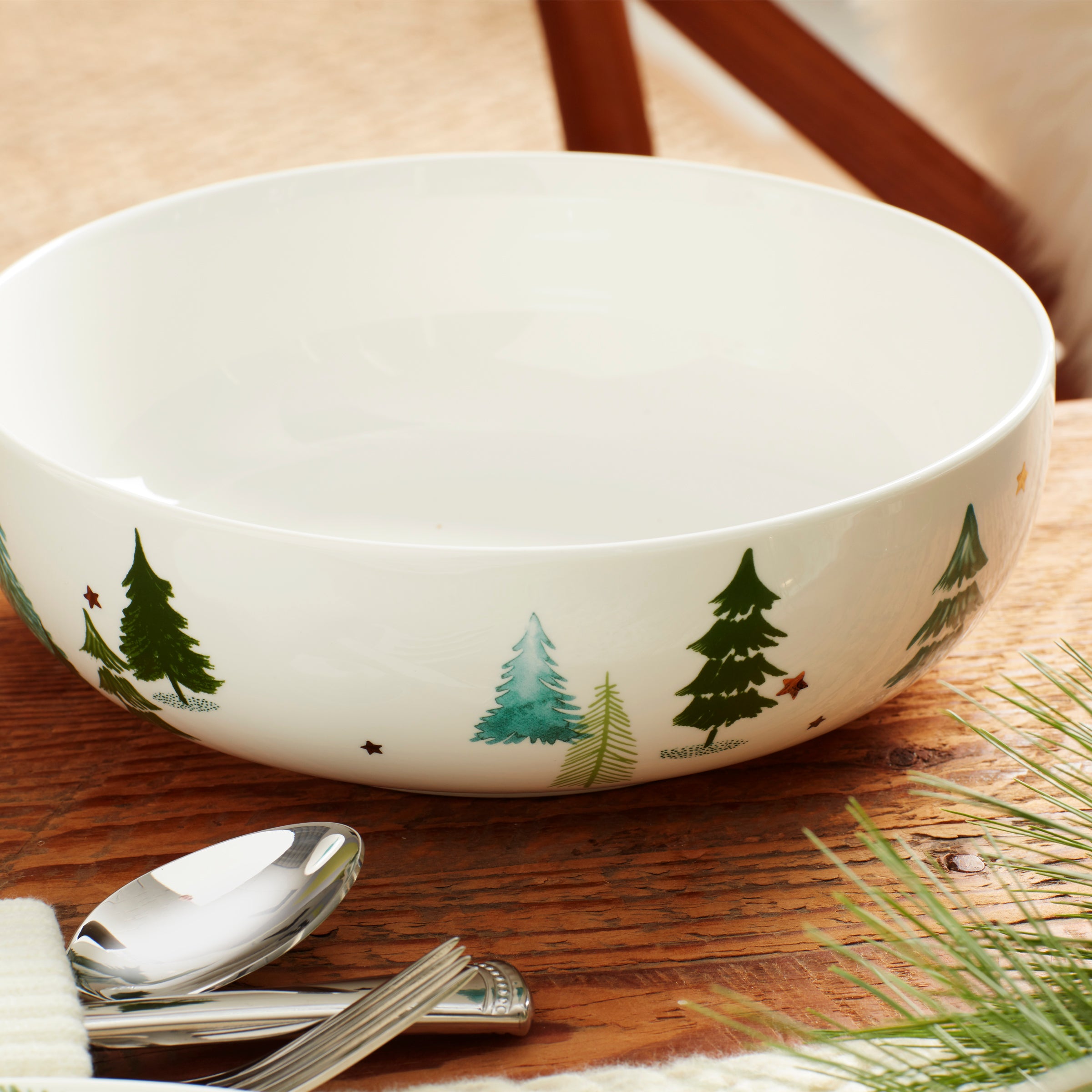 Balsam Lane Serving Bowl - Elegant Ceramic Salad Bowl for Entertaining, Family Dinners & Holiday Gatherings - Perfect for Salads, Pasta, Fruit & More