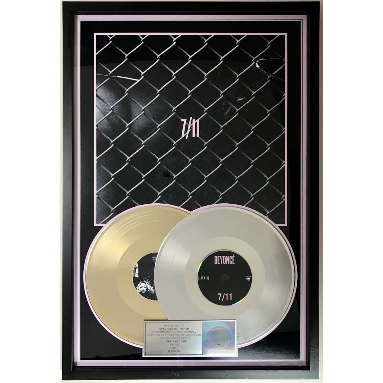 Beyoncé 7/11 Gold & Platinum Single Award Plaque - Limited Edition Collectible for Music Fans & Memorabilia Display - Perfect for Home, Office, or Gift for Beyoncé Fans