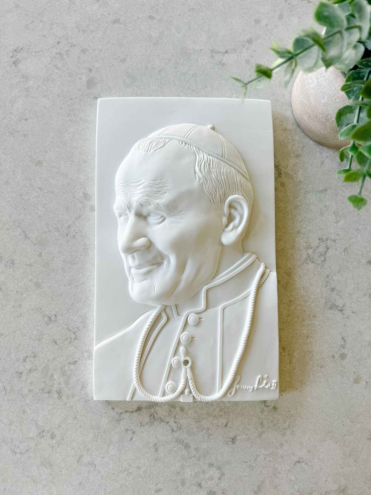 Pope Saint John Paul II Wall Plaque - Religious Home Decor for Catholic Devotion - Perfect for Church, Prayer Room & Gift Giving