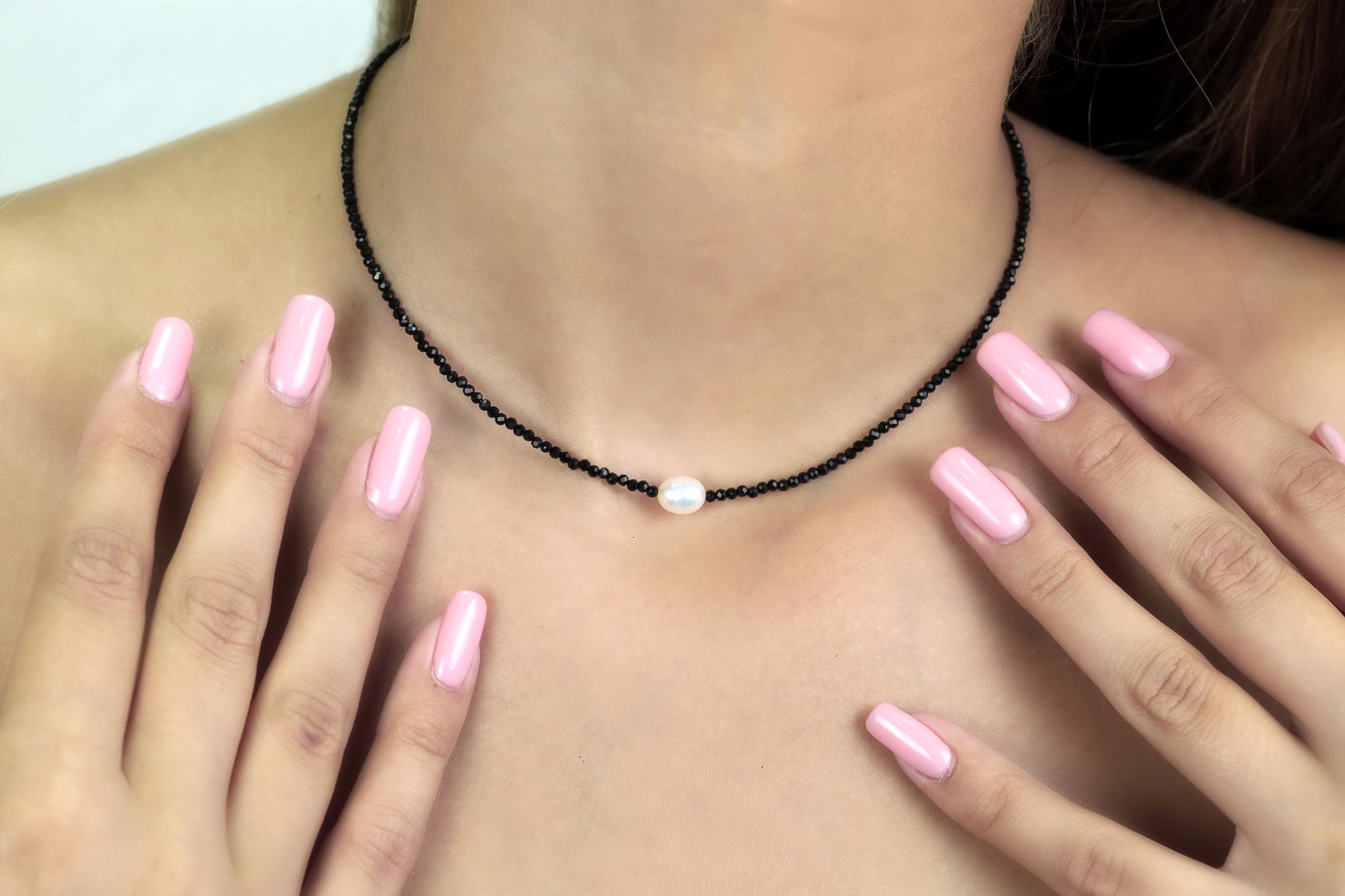2mm Beaded Spinel Black Beads Necklace with Freshwater Pearl Pendant - Elegant Gold Bridal Jewelry for Weddings, Bridesmaid Gifts & Special Occasions - Delicate Beaded Necklace for Evening Parties, Anniversaries and Formal Events