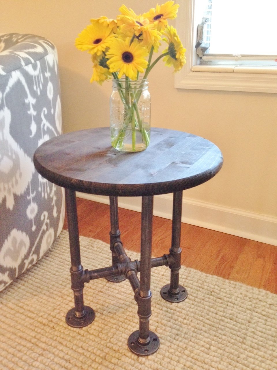 Industrial Steel Pipe End Table - Small Round Side Table for Living Room, Bedroom & Office | Rustic Home Decor Accent Table