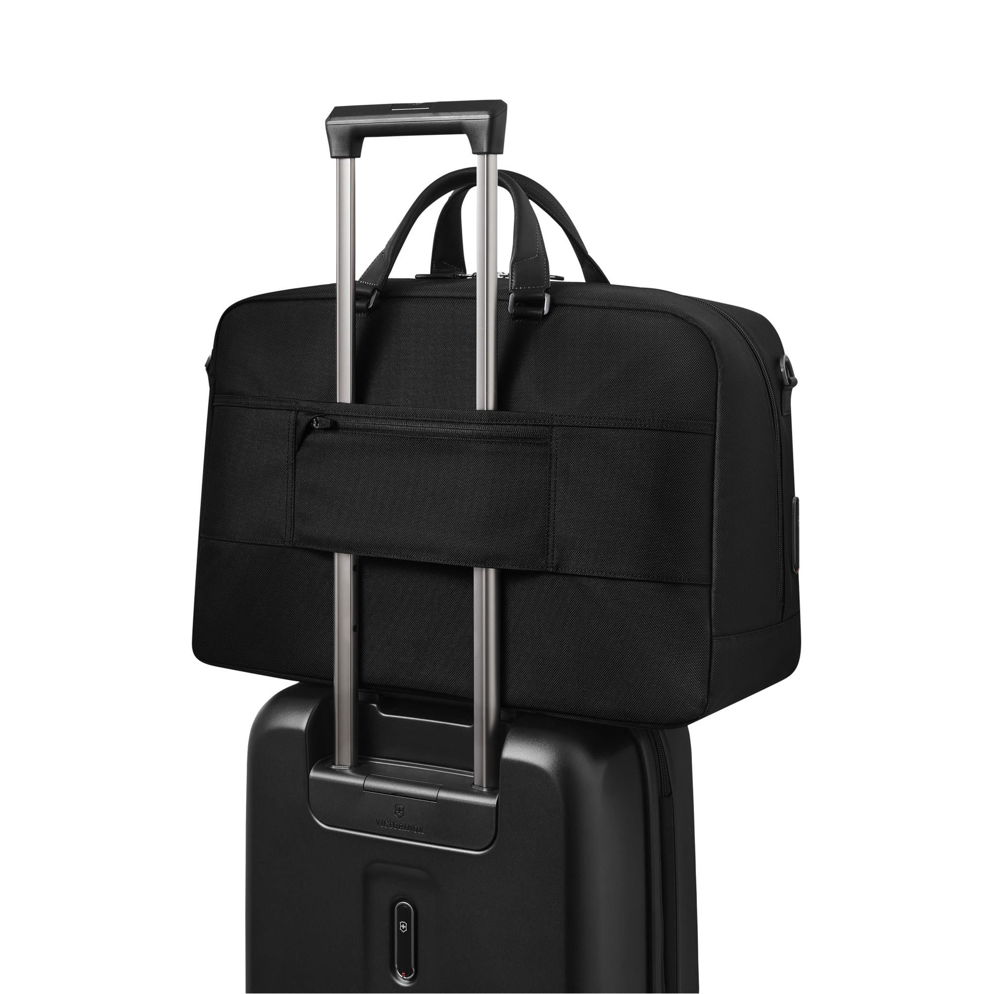 Victorinox Mythic Weekender Duffle Bag - Lightweight Travel Luggage for Men & Women - Perfect for Gym, Weekend Trips & Carry-On