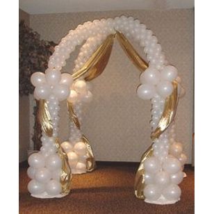 Wedding Chapel Balloon Decorated Canopy - Elegant Outdoor Ceremony Backdrop for Garden, Beach & Vineyard Weddings