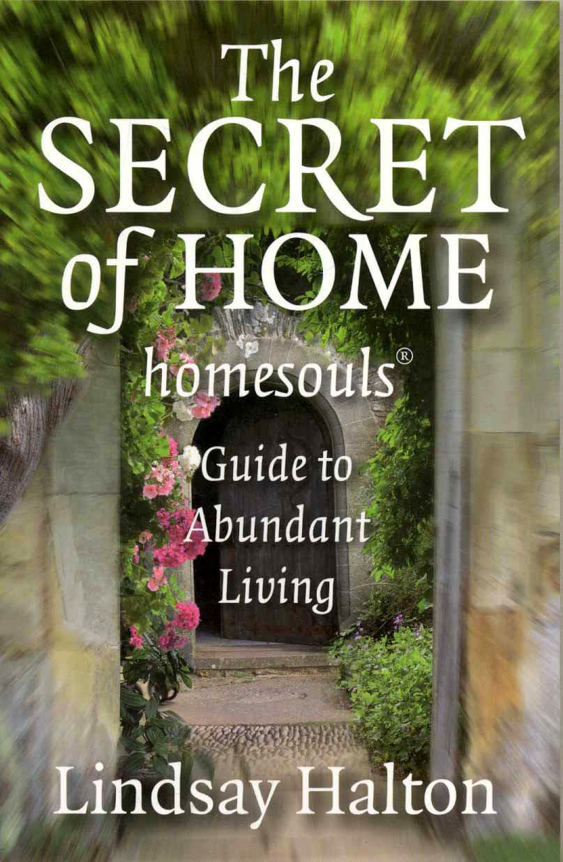 Homesouls Guide to Abundant Living - Home Decor & Lifestyle Tips for a Cozy, Joyful Home | Perfect for Housewarming Gifts & Interior Design Inspiration