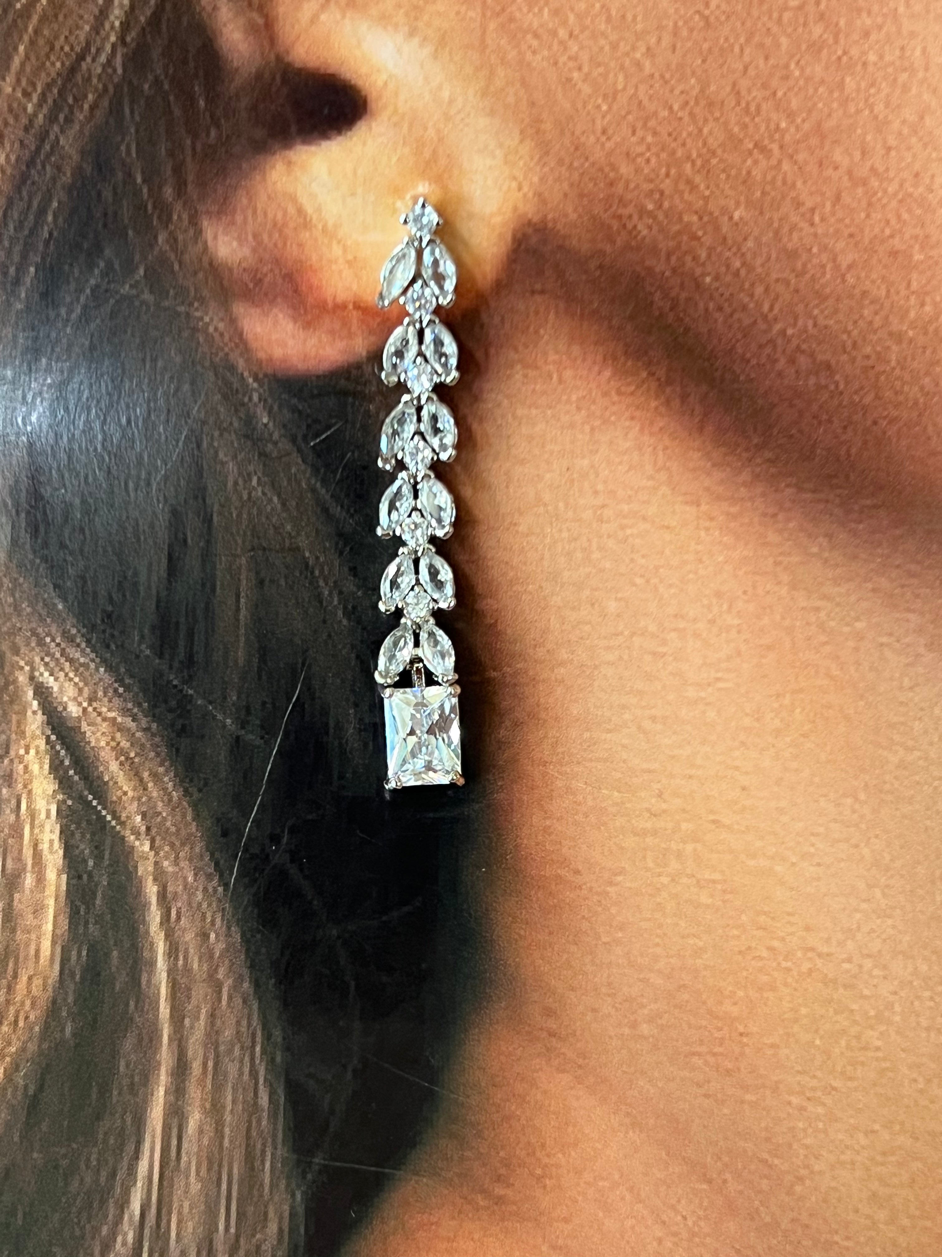 Stunning Swarovski Crystal Earrings for Women - Elegant Dangle & Stud Earrings for Parties, Weddings & Special Occasions