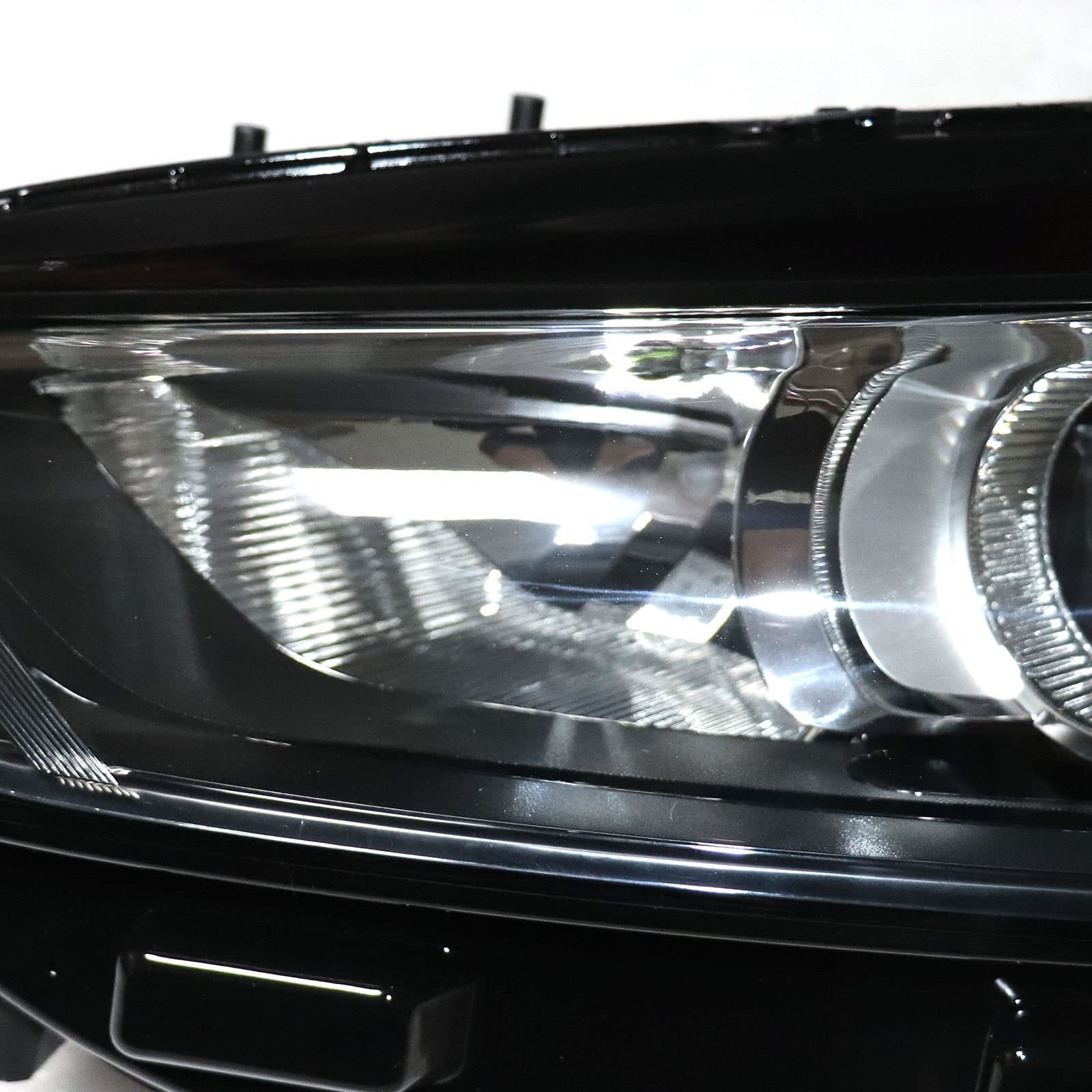 Ford Fusion Halogen Headlight Assembly - Left Driver Side (2013-2016 Models) | Black Housing | Part# FO2503304, DS7Z13008B | US Stock | Perfect for Night Driving & Foggy Conditions