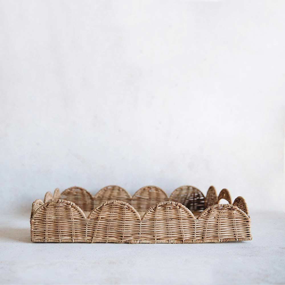Elegant Sanders Scalloped Rattan Tray – Handwoven Natural Rattan Serving Tray for Coffee Table, Breakfast in Bed, or Home Decor | Perfect for Entertaining, Dining, and Gift Giving