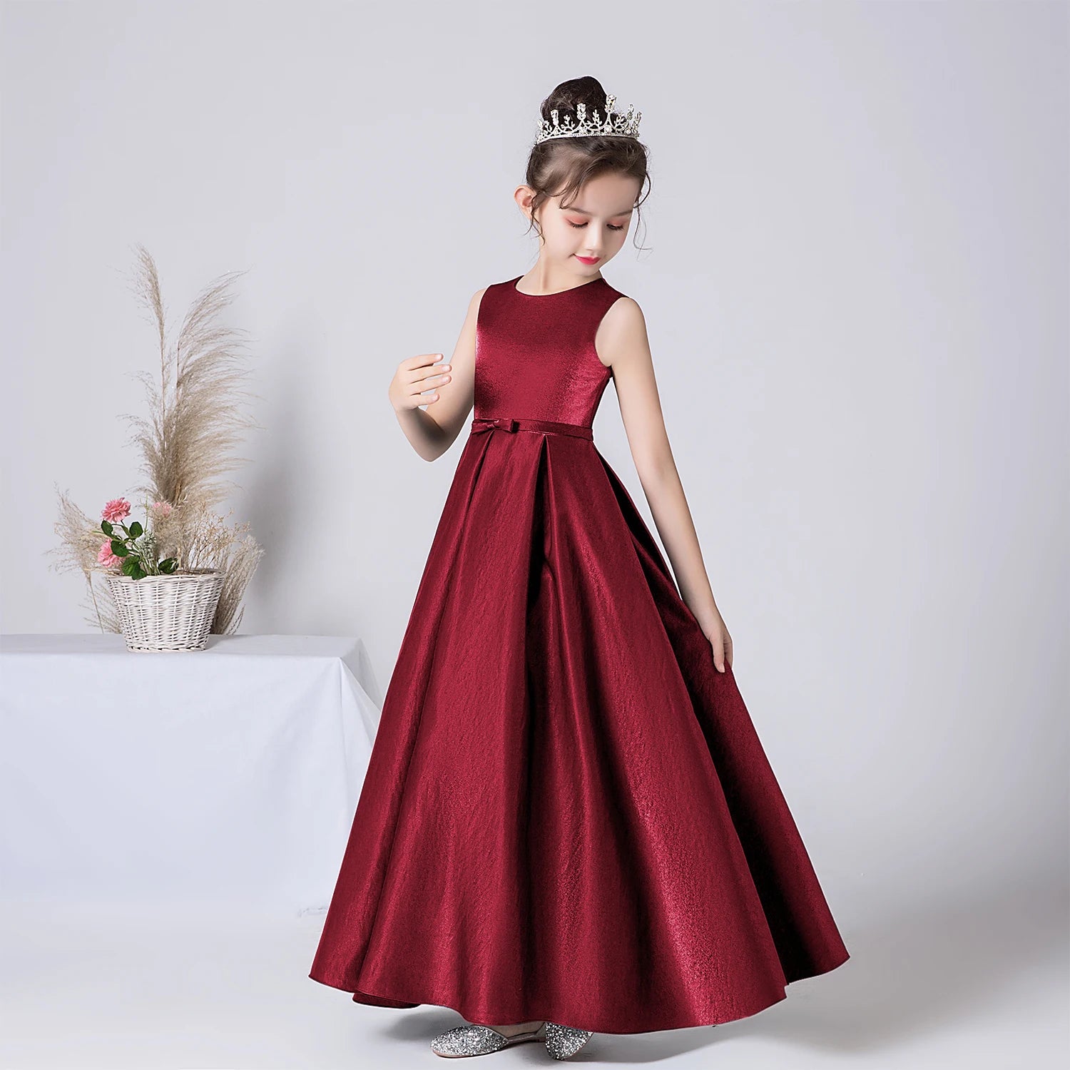 Elegant Christmas Dress for Girls - Long Sleeve Formal Gown for Banquet, Concert, Wedding & Party | Holiday Celebration & Special Occasions