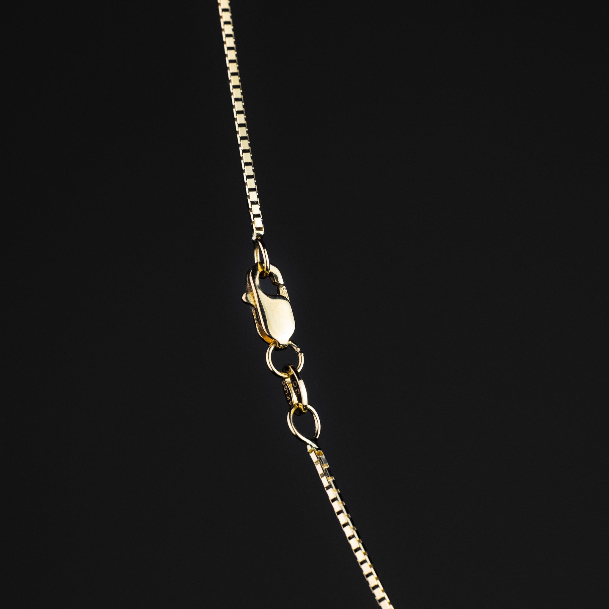 1mm Gold Box Chain Necklace - Model 0255 | Dainty Layering Chain for Women | Perfect for Everyday Wear, Gift Giving & Special Occasions