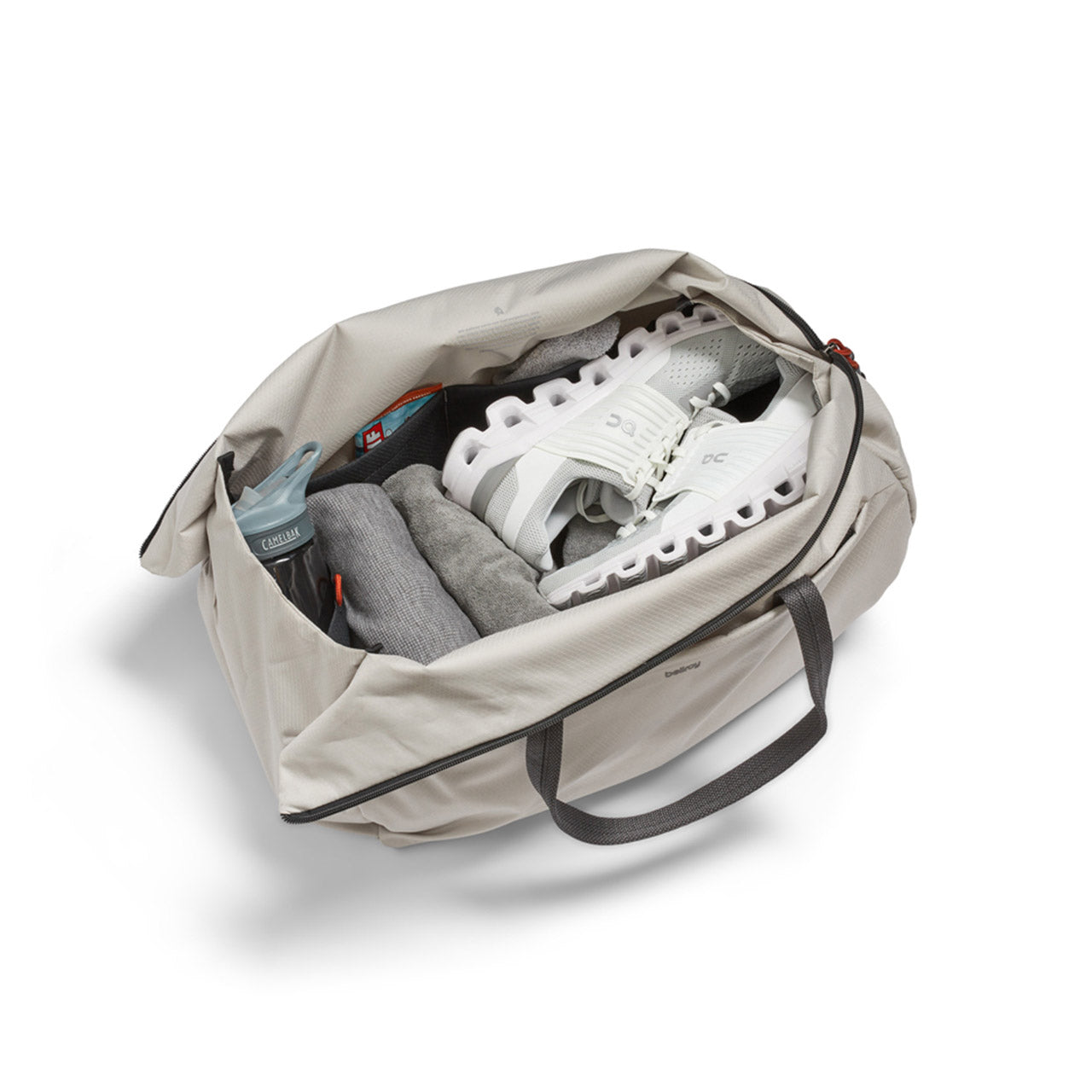 Bellroy Lite Duffel - Lightweight Travel Duffel Bag for Gym, Weekend Trips & Carry-On | Water-Resistant & Durable Travel Gear