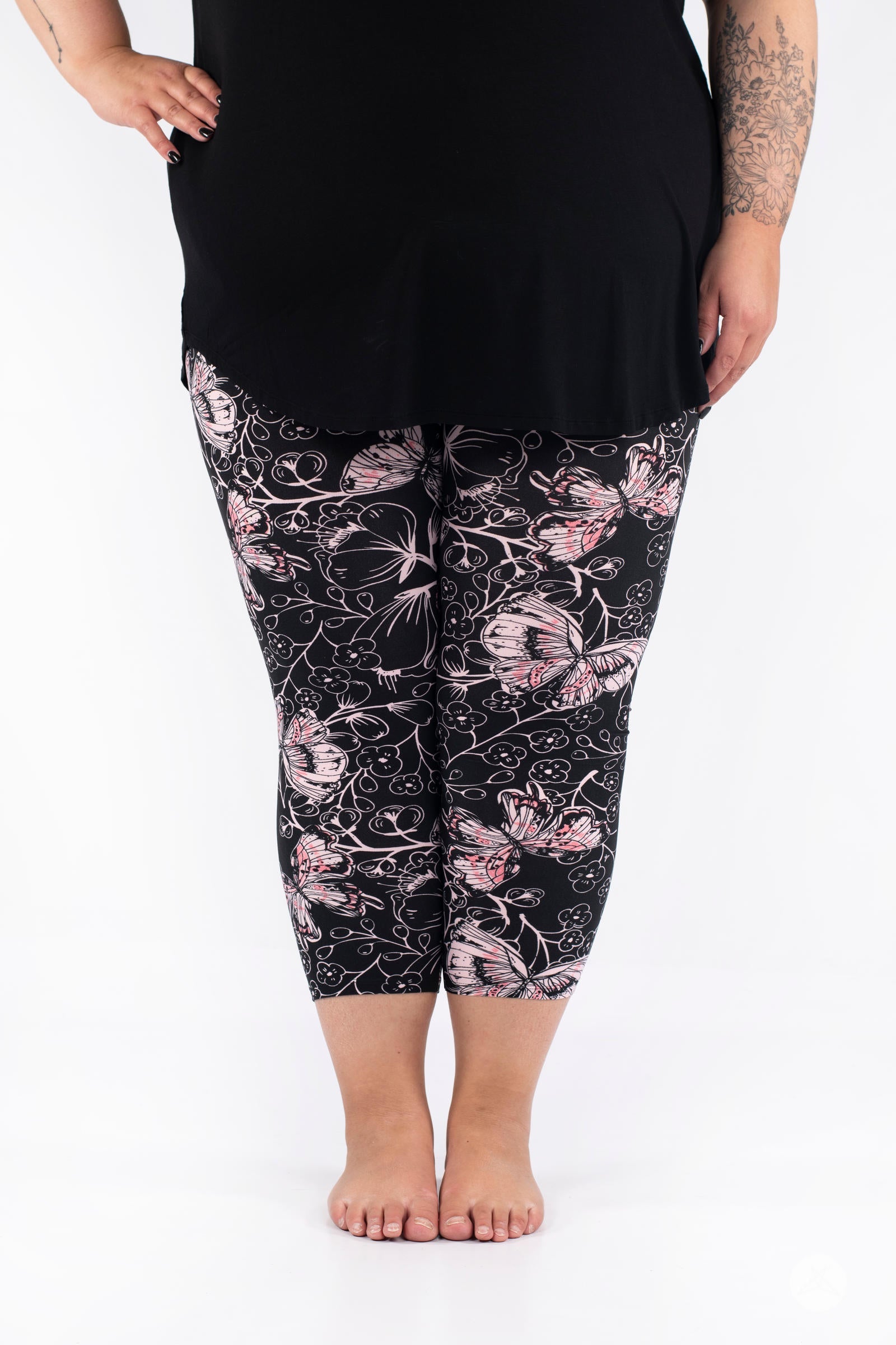 Butterfly Bliss 2.0 Cropped Tops for Women - Comfortable & Stylish Summer Fashion Tops - Perfect for Yoga, Beach, and Casual Outings