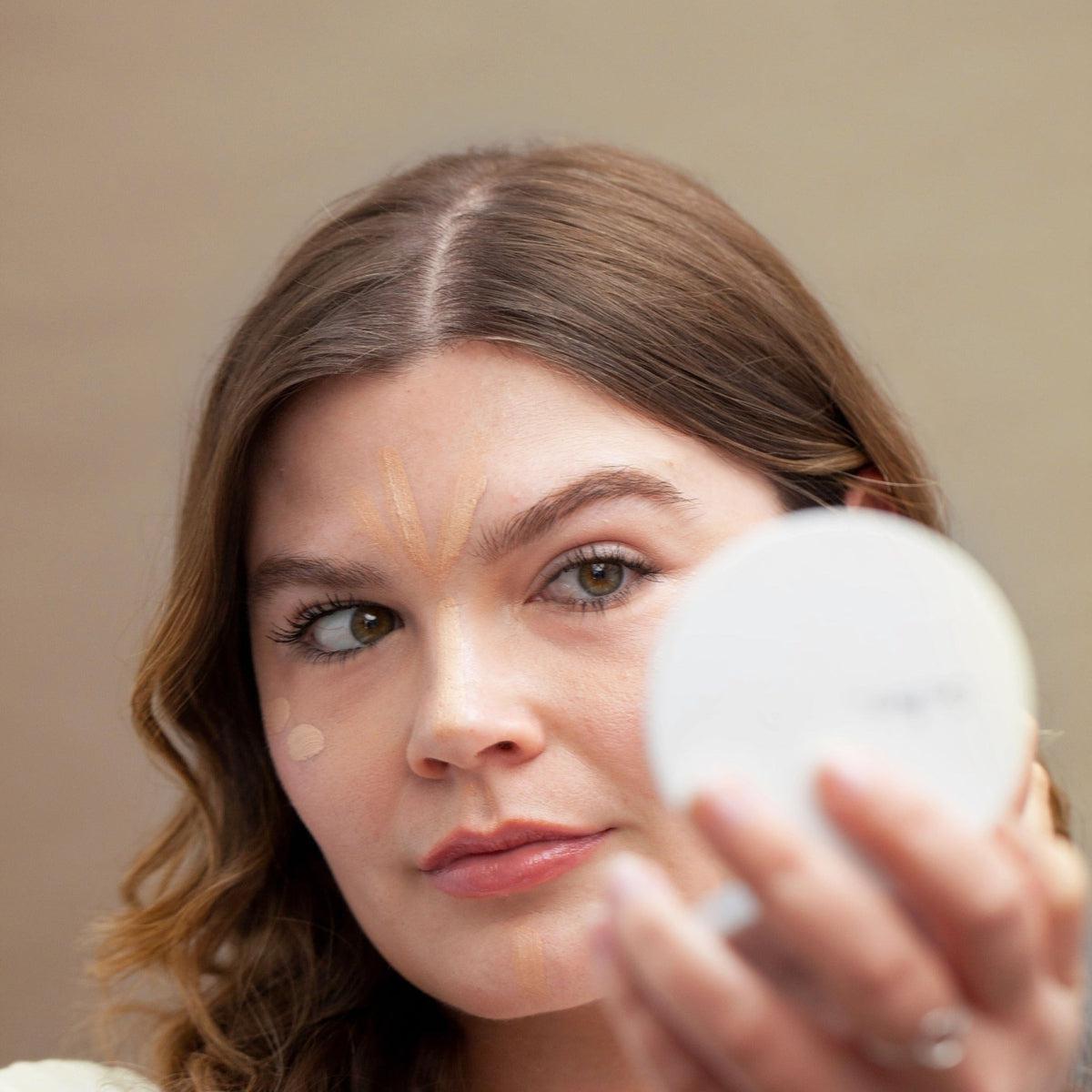 Lychee Crème Corrector - Brightening & Hydrating Under Eye Concealer for Dark Circles & Puffiness | Perfect for Daily Makeup & Special Occasions