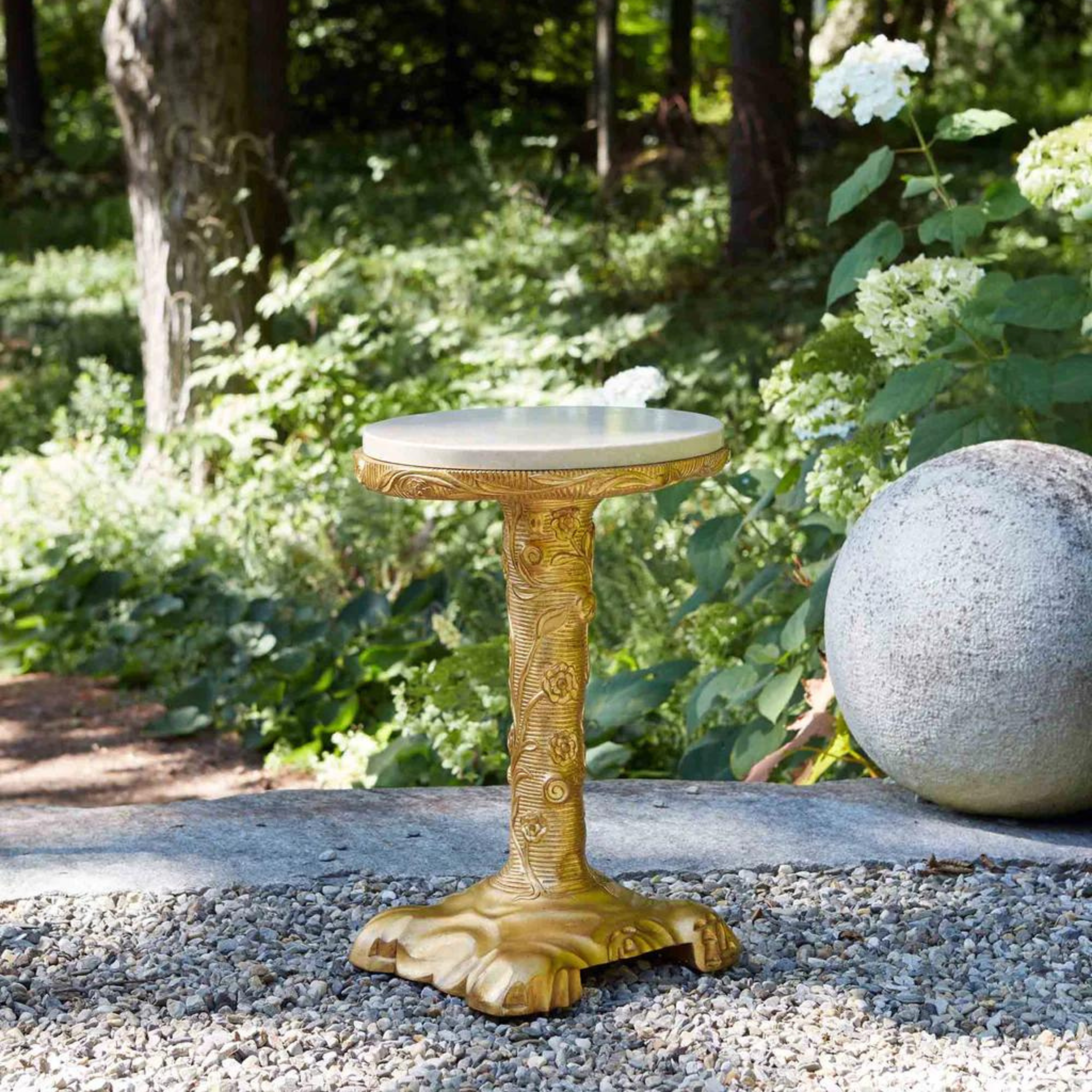 Albero Drinks Table - Modern Wooden Drink Table for Living Room, Patio & Outdoor - Compact Side Table for Coffee, Cocktails & Beverages - Perfect for Small Spaces, Balcony & Garden Relaxation