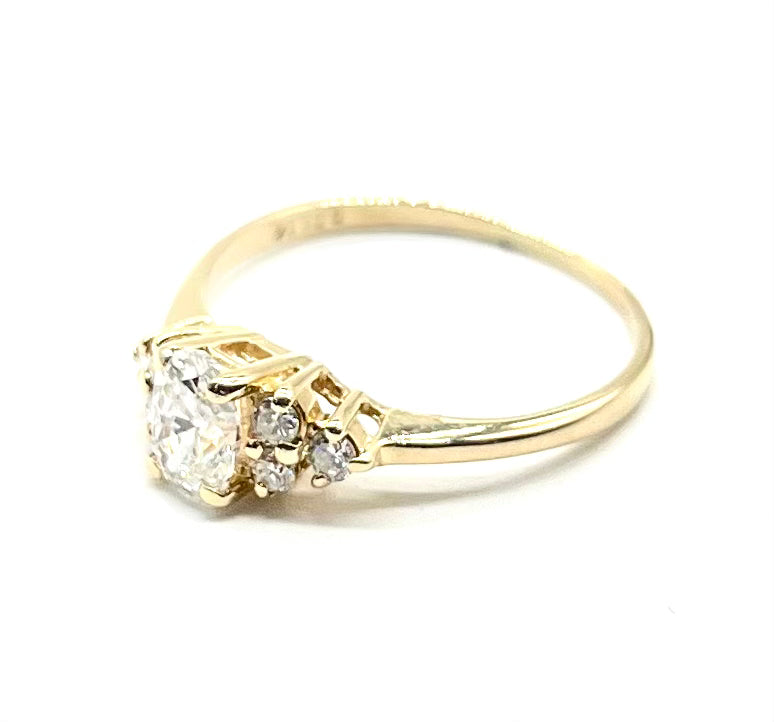 1.5 Carat Oval Cut Diamond Engagement Ring for Women - 14K White Gold Wedding Band with Sparkling Solitaire Stone - Perfect for Proposals, Anniversaries & Special Occasions