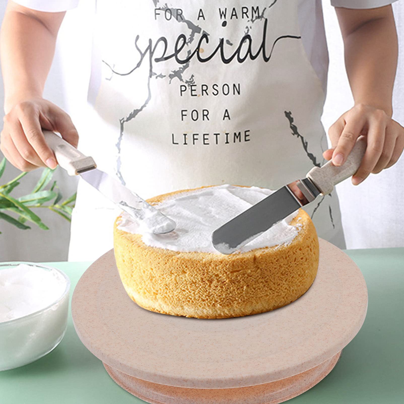 **Hemoton 12-Inch Plastic Cake Decorating Turntable Stand - Revolving Cake Plate for Smooth Icing, Fudge & Fondant - Essential Baking & Cake Decorating Kit for Home Bakers & Professionals (Perfect for Birthday, Wedding & Party Cakes)**