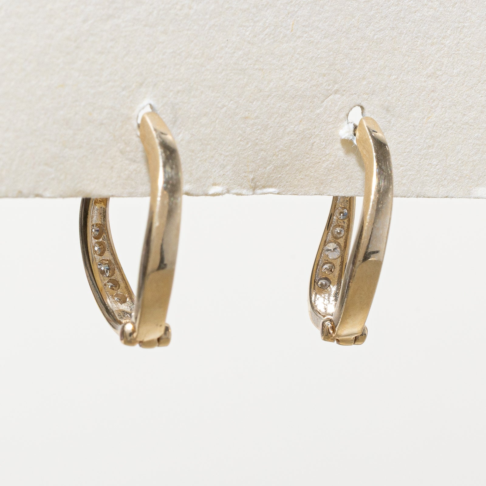 10K Gold Diamond Hoop Earrings for Women - 0.06ctw Round Cut Stud Earrings | Perfect for Everyday Wear, Parties & Special Occasions