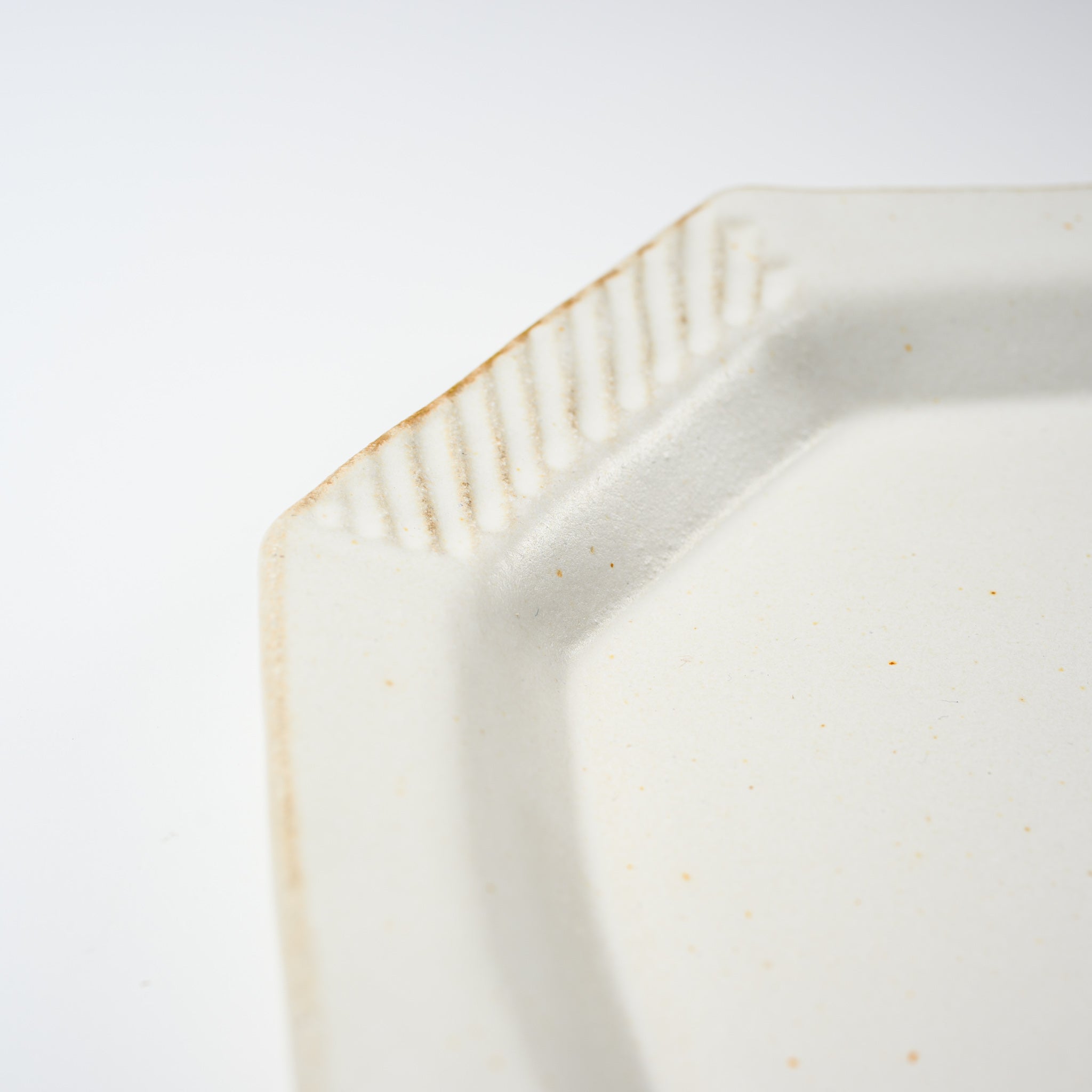 Wakasama Kiln Kinari Octagon Plate 23cm - Handcrafted Japanese Ceramic Dish for Sushi, Desserts & Home Decor