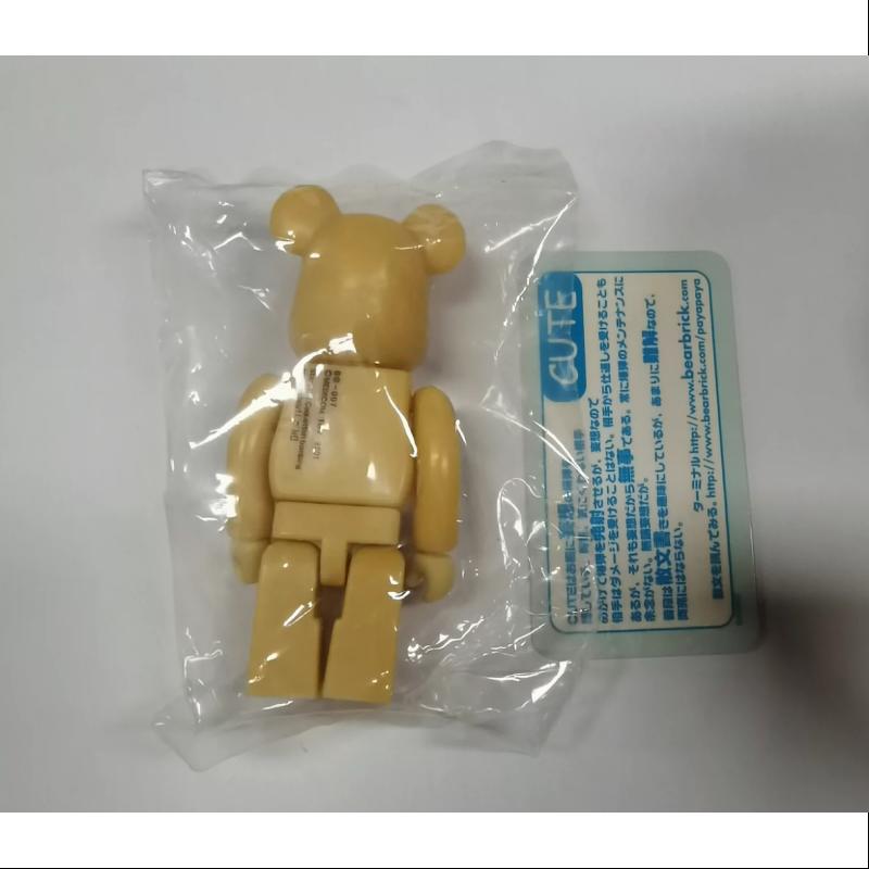 Be@rbrick Series 1 Cute Bear 100% Collectible Vinyl Art Toy - Perfect for Display, Gifts & Anime Collections