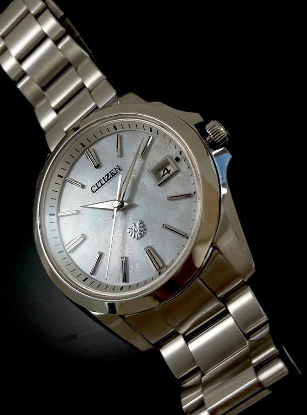 CITIZEN THE CITIZEN AQ4060-50W Limited Edition Men's Watch - Japanese Made JDM Luxury Timepiece - Perfect for Business, Formal Events & Watch Collectors
