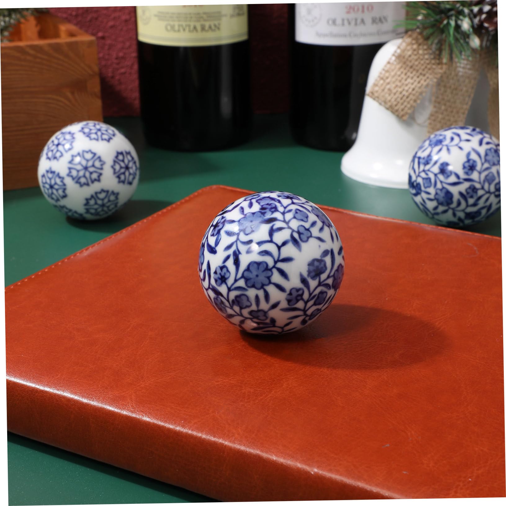 Artibetter 3-Piece Blue and White Porcelain Sphere Balls - 6x6cm Chinese Ceramic Orbs for Home Decor, Centerpieces, Vases, Bowls, Fish Tanks & Floating Displays - Elegant Tabletop Decor for Weddings, Parties & Zen Spaces