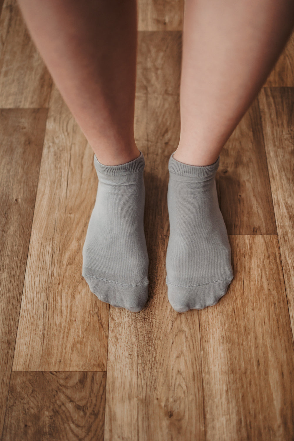 Barefoot Socks for Women & Men - Low Cut Essential Non-Slip Socks in Grey - Perfect for Yoga, Running & Home Wear
