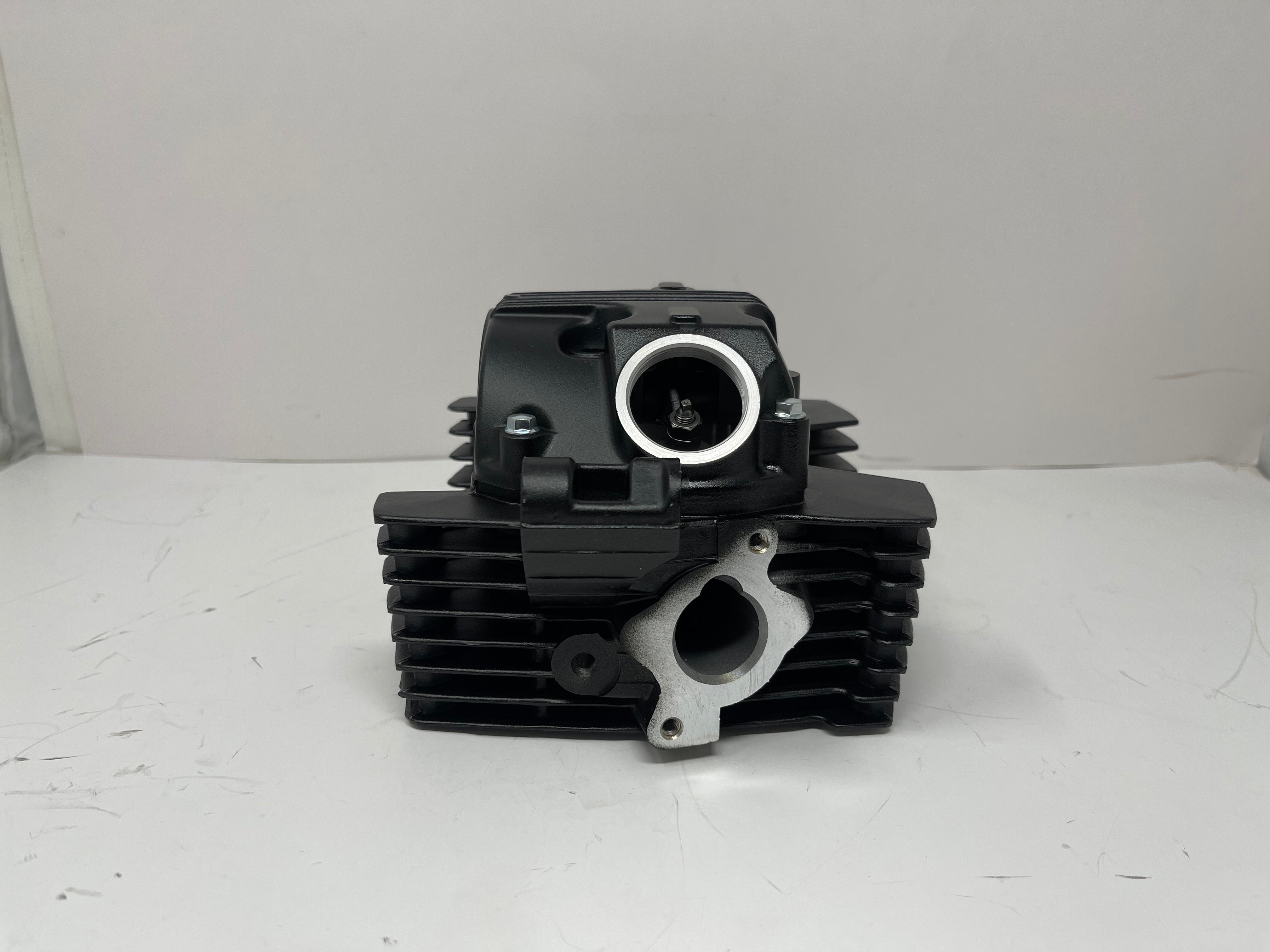 X22R MAX 250cc Motorcycle Cylinder Head (H6 70155) - High Performance Replacement Part for Off-Road & Street Bikes - Perfect for Engine Repair & Upgrades