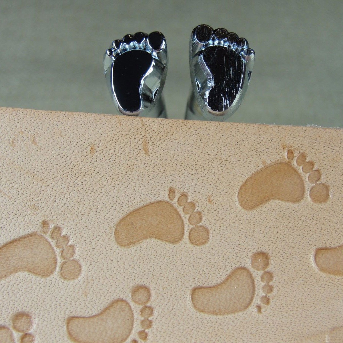 Japan Leather Stamping Tools - E471L/R Footprint Stamps (Set of 2) for DIY Crafts