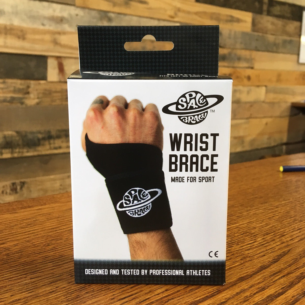 Space Brace Wrist Support for Skateboarding - Adjustable Protective Gear for Left or Right Hand - Ideal for Skateboarders, Rollerbladers & Extreme Sports Enthusiasts