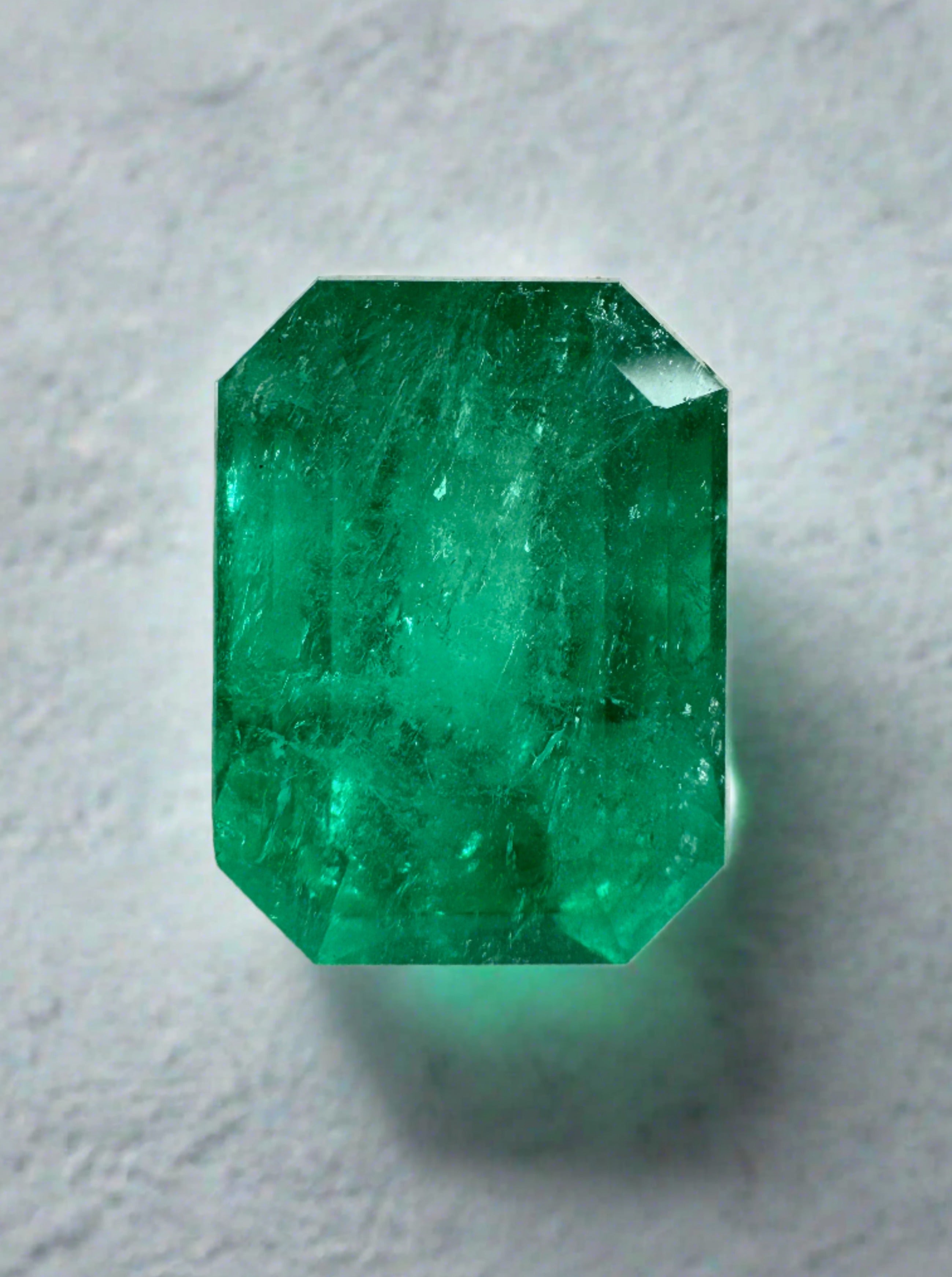 7.64 Carat 13x10mm Loose Colombian Emerald Gemstone - Emerald Cut for Jewelry Making, Engagement Rings & Luxury Gifts