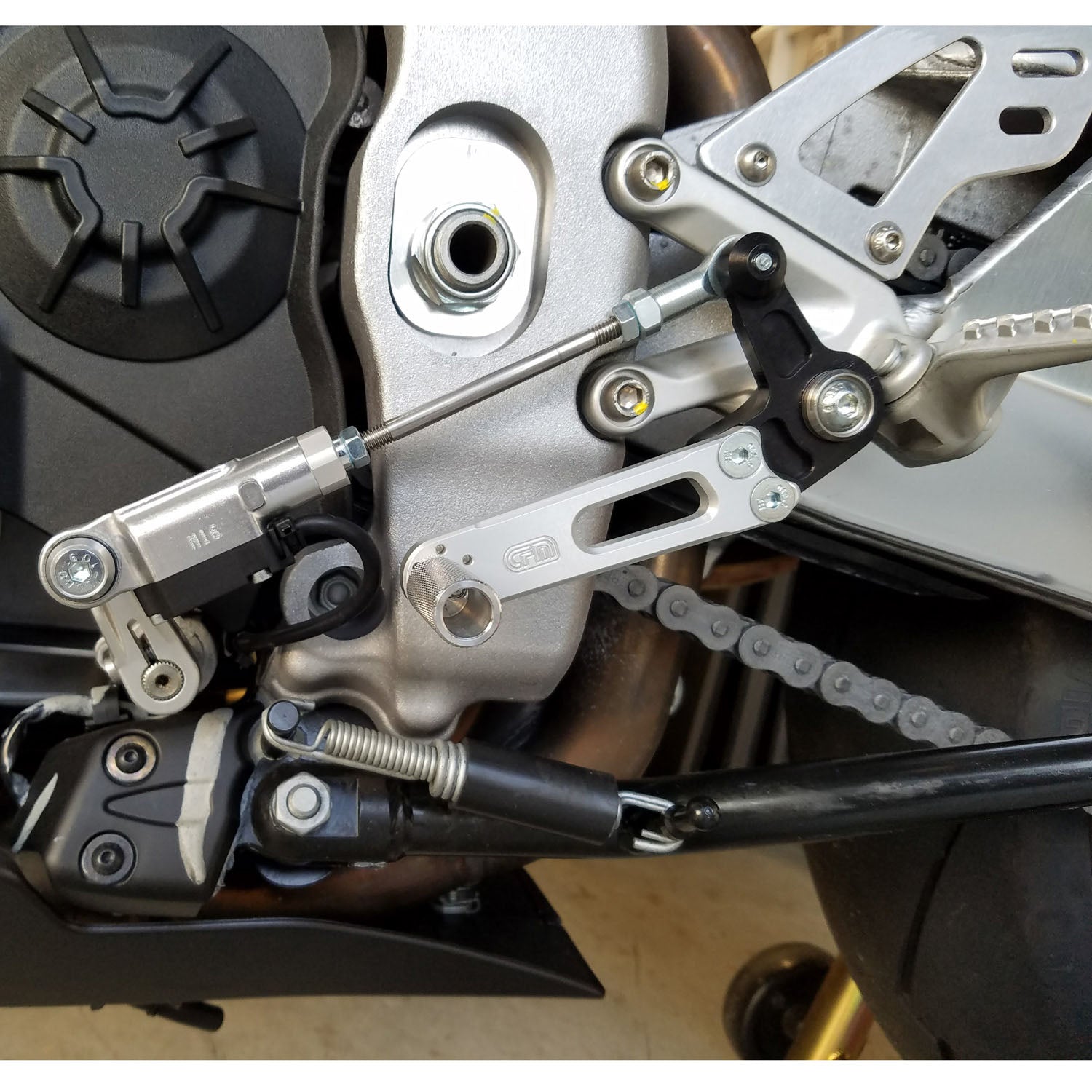 Aprilia RSV4 Tuono GP Shift Pedal Kit 08 5743 - OEM Replacement for Rear Sets - Perfect for Racing & Street Performance Upgrades