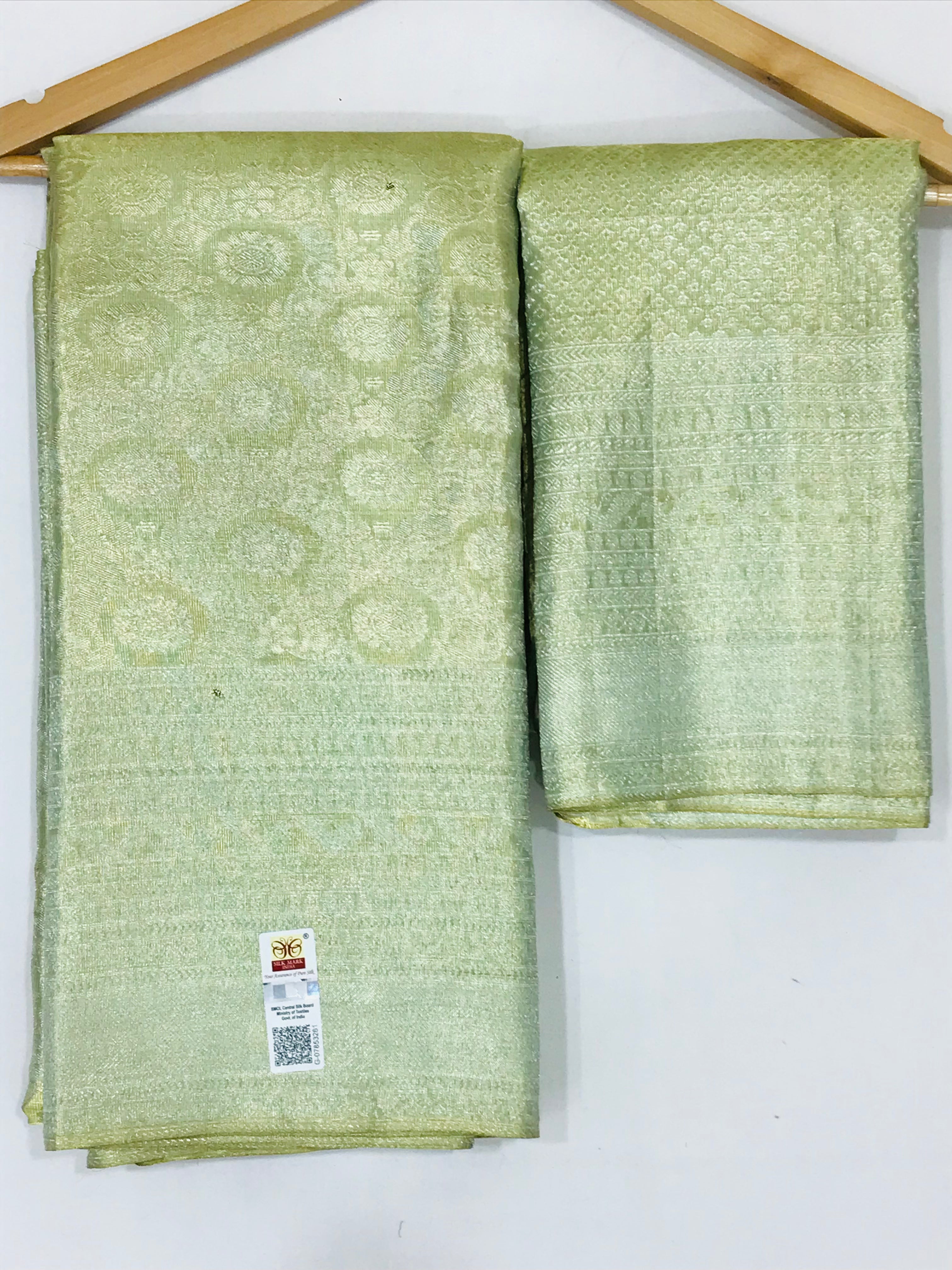 Elegant Pista Green 100% Pure Kanchipuram Silk Saree with Gold & Silver Zari - SILKMARK Certified | Perfect for Weddings, Festivals & Special Occasions