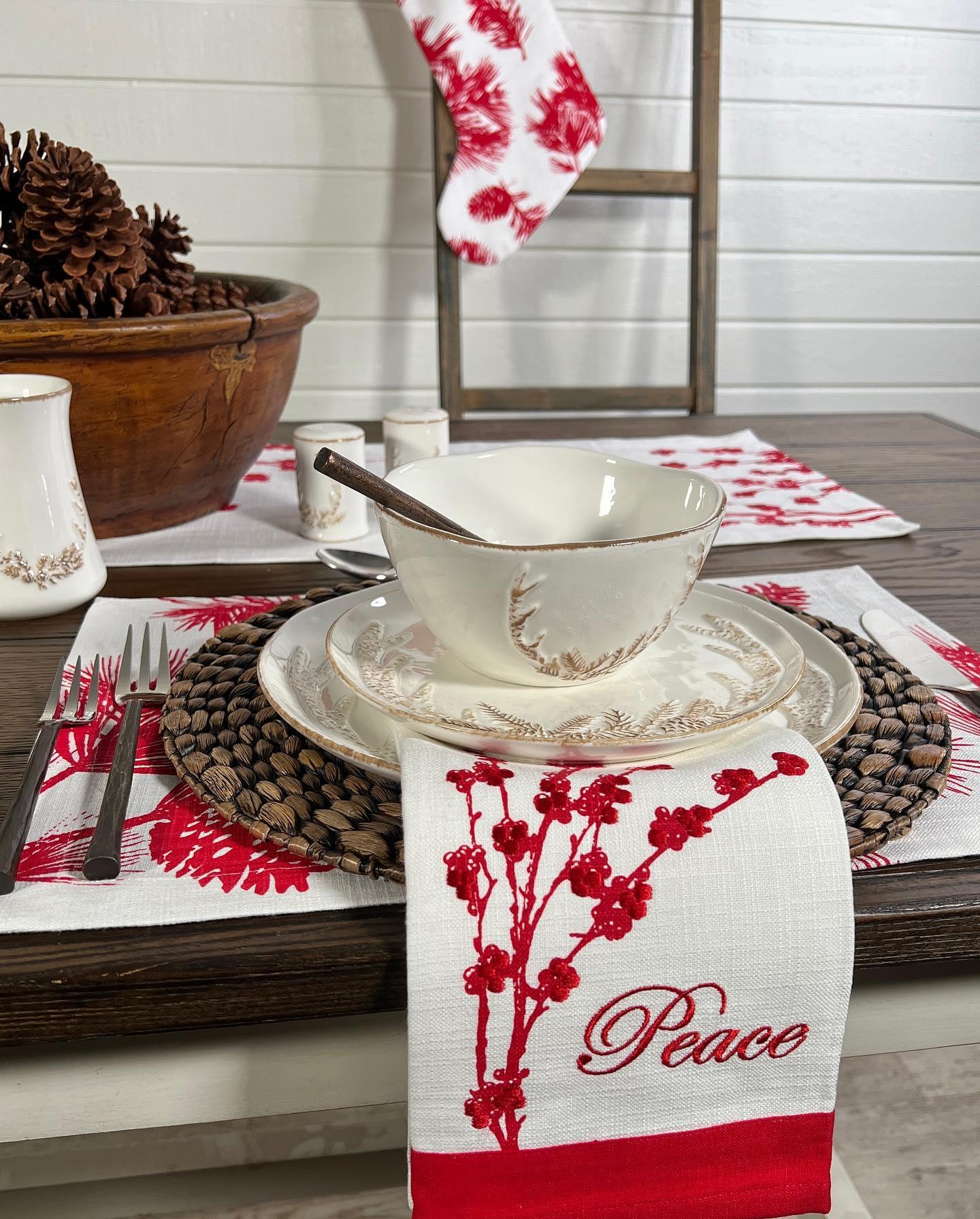 Antlers & Pines Dinnerware Set - Elegant Rustic Porcelain Plates & Bowls for Holiday Dining - Perfect for Christmas, Thanksgiving & Family Gatherings