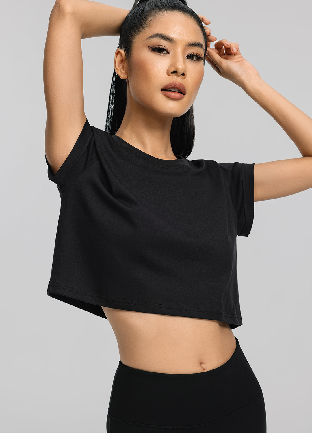 Cropped Cotton T-Shirt for Women - Soft & Comfortable Summer Casual Tee - Perfect for Outfits, Beachwear & Everyday Wear