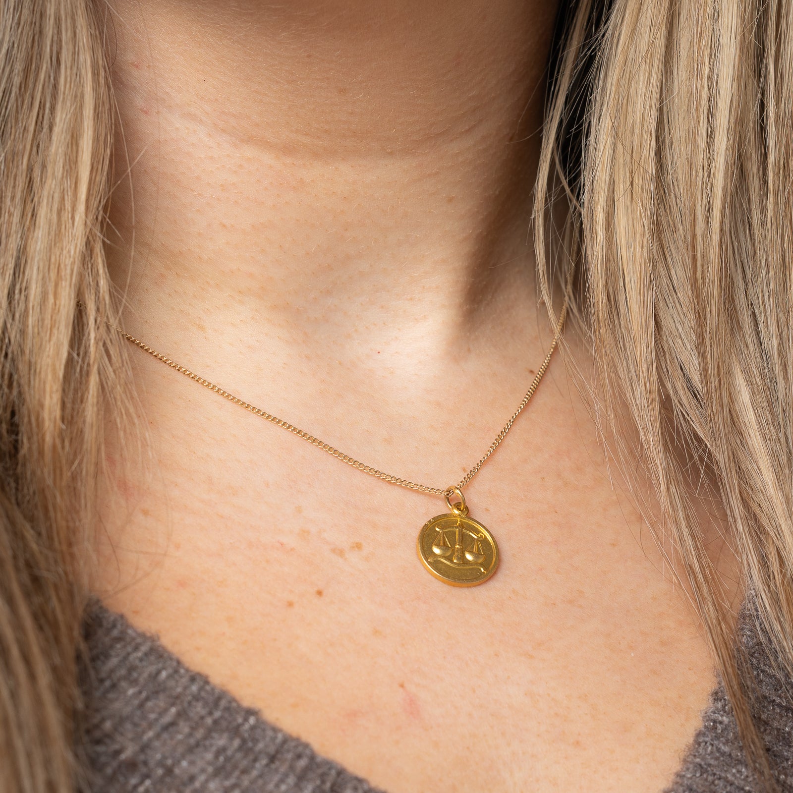 18K Yellow Gold Libra Zodiac Pendant Necklace - Elegant Horoscope Jewelry Gift for Women | Perfect for Birthdays, Anniversaries & Special Occasions