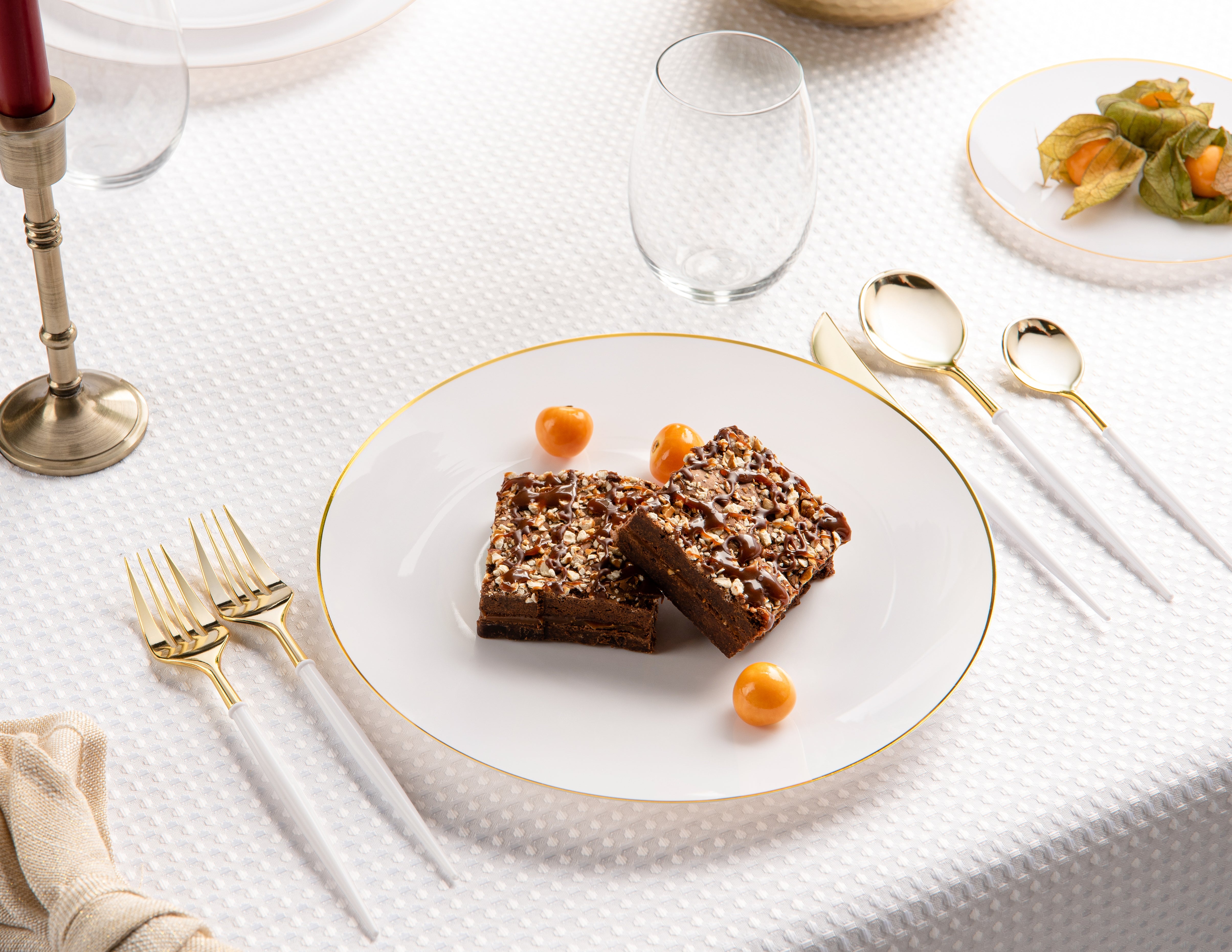 128-Piece White & Gold Round Plastic Dinnerware Set - 64 Guest Disposable Party Plates (Forks, Knives, Spoons Included) - Elegant Wedding, Birthday, Baby Shower & Holiday Dinnerware