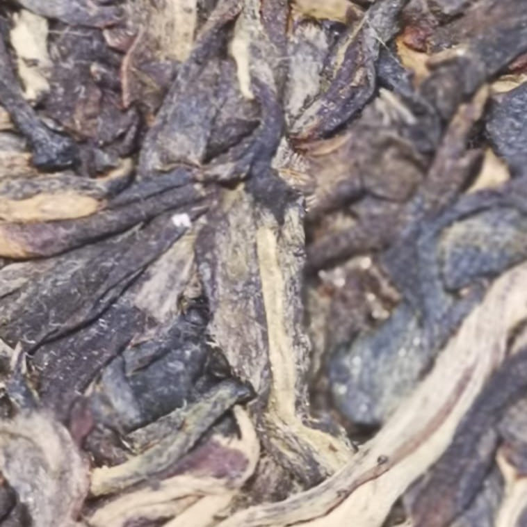 Premium Lao Ban Zhang Raw PuErh Tea Cake 357g - Ancient Tree Millennium Edition (2000) - Best for Tea Collectors & Gifting - Enjoy Authentic Chinese Tea Culture at Home or Office