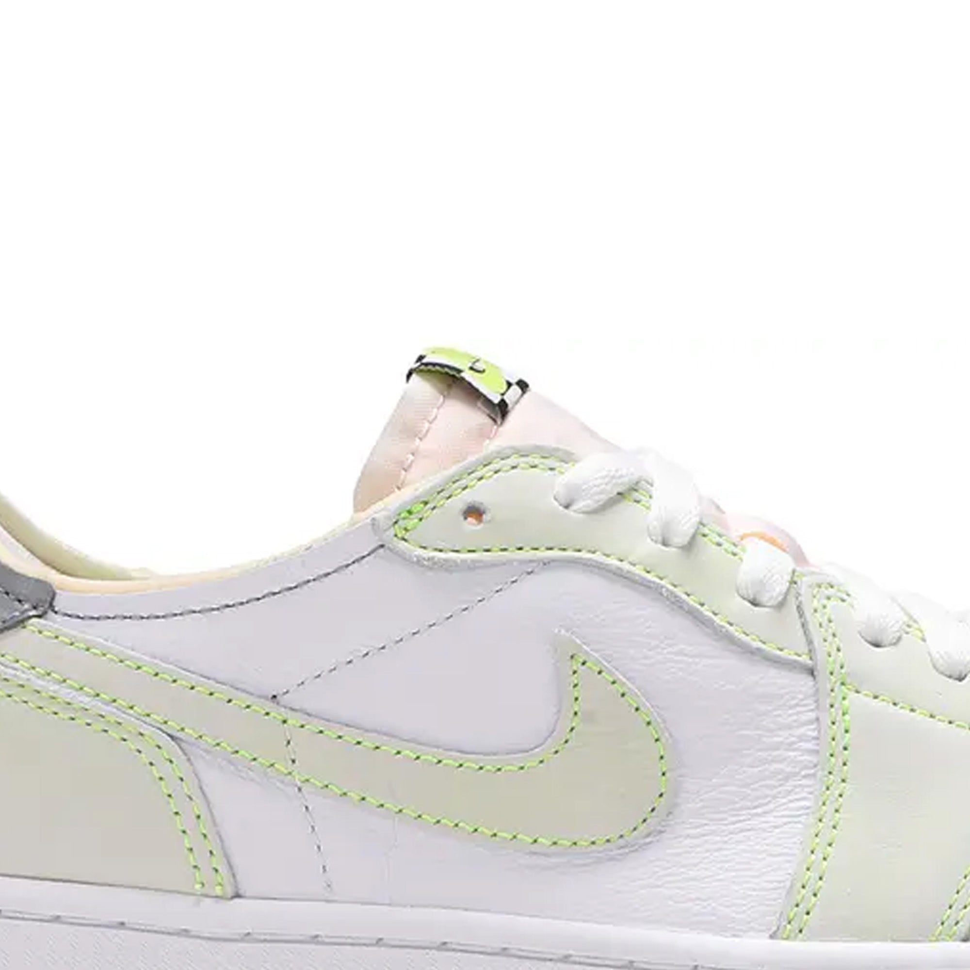 Air Jordan 1 Low OG 'Ghost Green' Men's Basketball Shoes - Stylish Retro Sneakers for Casual Wear, Street Fashion & Sports