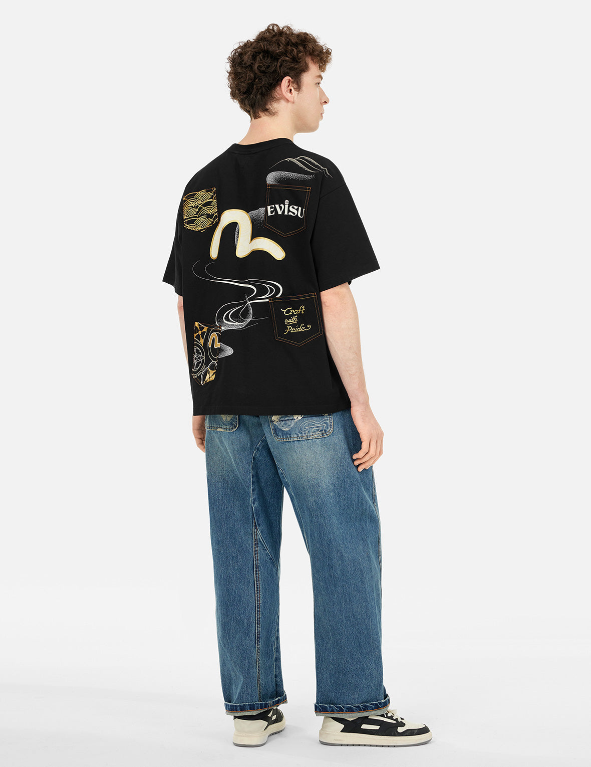 Stylish Multi-Pocket Loose Fit Graphic T-Shirt for Men & Women - Casual Streetwear, Outdoor Activities & Everyday Comfort