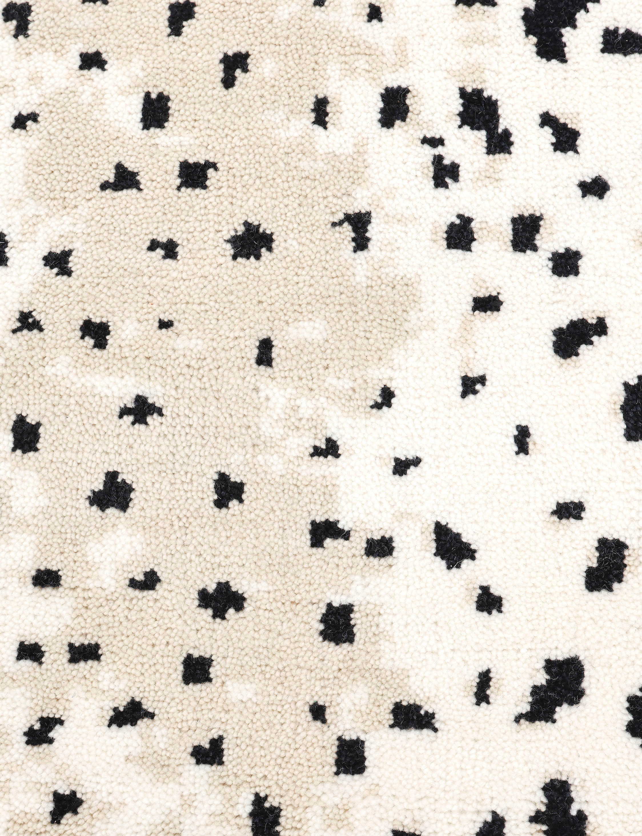 Hand Knotted Wool Rug by Esmarie – Soft & Durable for Living Room, Bedroom & Home Decor – Perfect for Boho, Farmhouse & Modern Styles