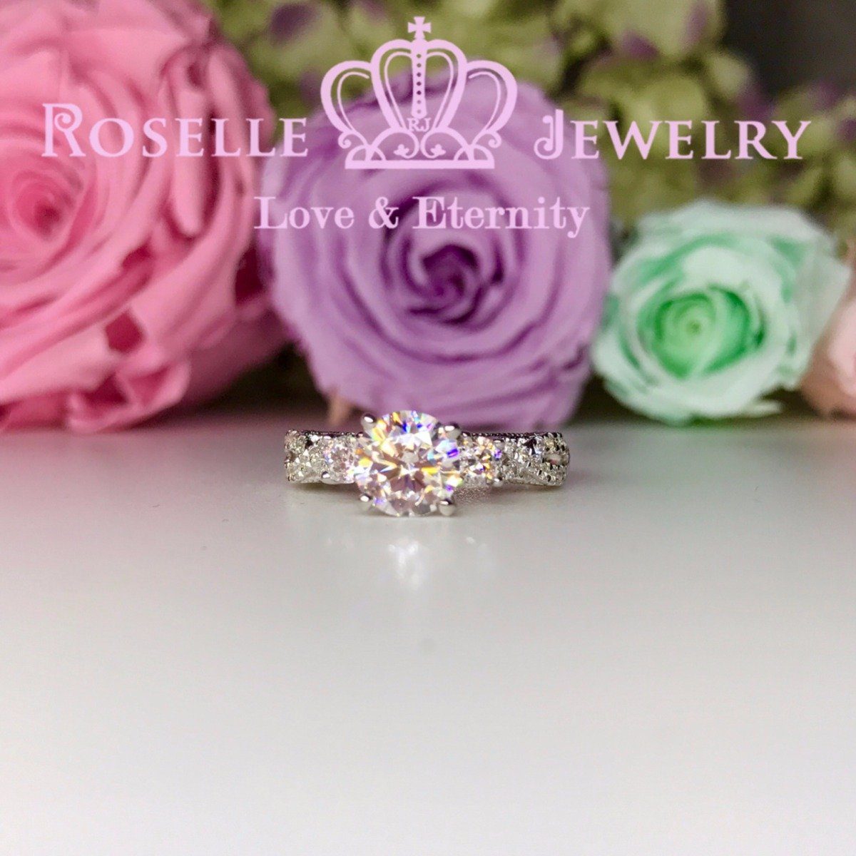 Vintage Engagement Ring V19 - Antique Style Diamond Wedding Band for Women - Perfect for Proposals, Anniversaries & Romantic Occasions