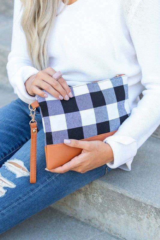 Buffalo Plaid Clutch Purse for Women - Stylish Crossbody Handbag with Adjustable Strap - Perfect for Parties, Shopping & Daily Use