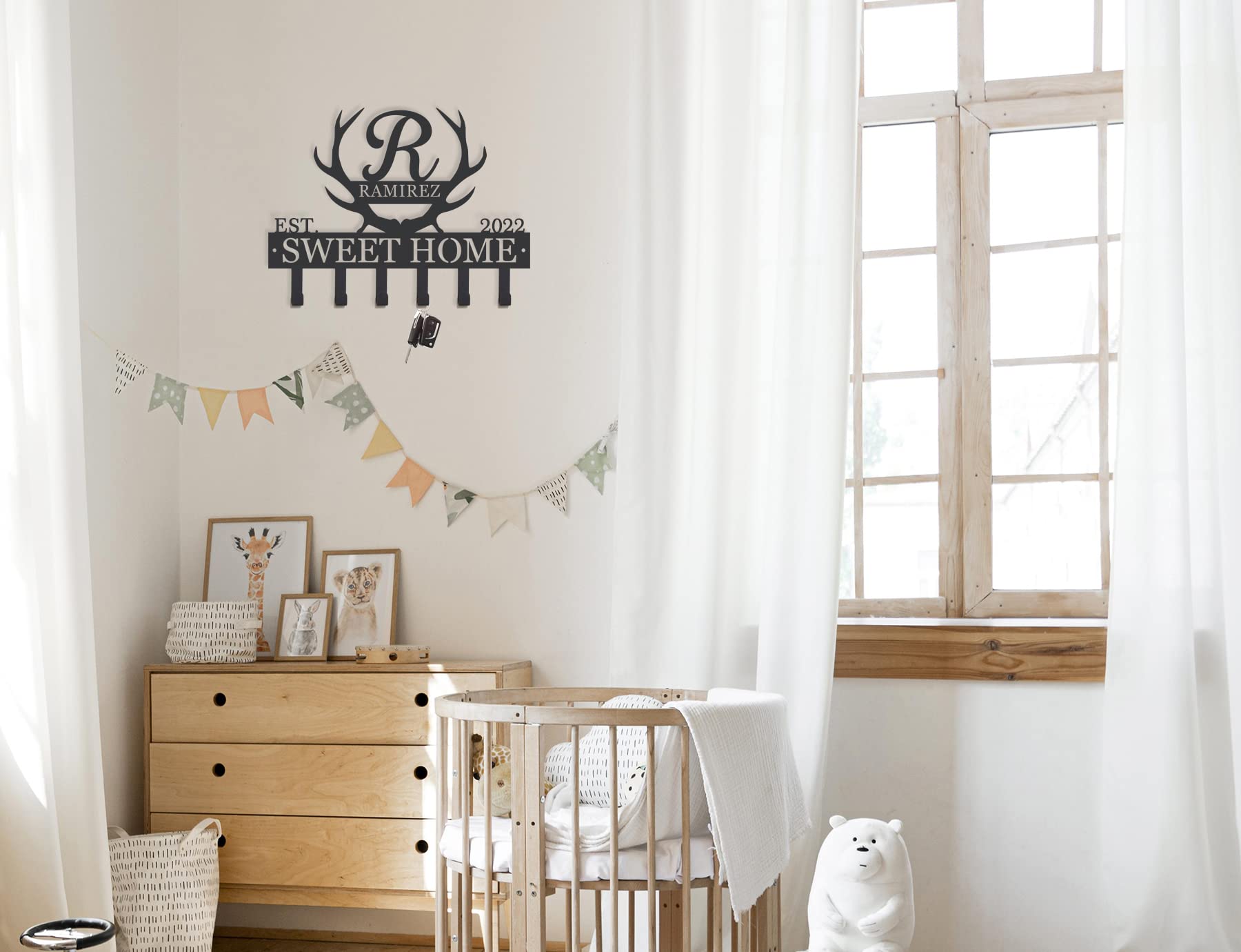 Personalized Key Holder for Wall - Rustic Antler Key Hooks with Custom Name - Simple & Practical Wall Mounted Coat Rack - Perfect for Entryway, Mudroom, or Bedroom Organization