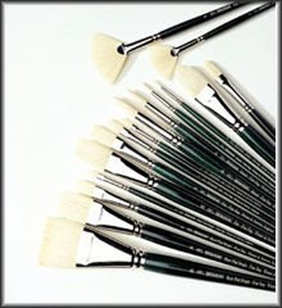 Winsor & Newton 5977708 Winton Hog Fan #8 Bristle Brush - Professional Oil & Acrylic Painting Brush for Artists - Perfect for Canvas, Wood & Textured Surfaces
