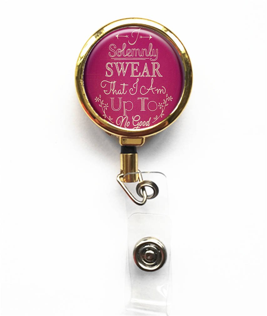 RhyNSky Gold Retractable ID Badge Holder - Elegant Business Card Reel with 'I Solemnly Swear That I Am Up To No Good' Engraving - Perfect for Office, Conferences, and Harry Potter Themed Events