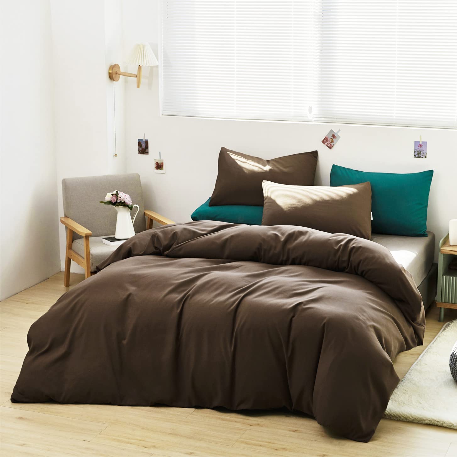 Luxlovery Brown Comforter Set Queen - Mocha Chocolate Solid Soft Breathable Bedding Quilt - Chestnut Brown Blanket for Women & Men - Perfect for Cozy Bedrooms, Guest Rooms & Dorm Decor