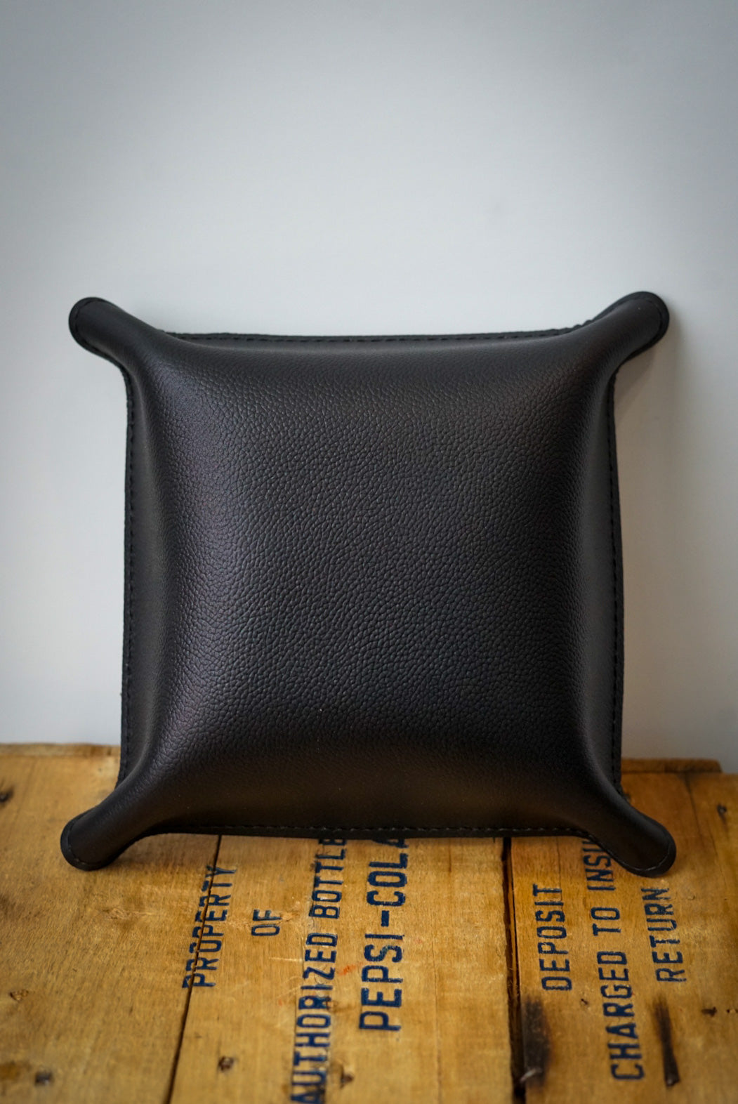 Premium Drop Tray for Keys & Essentials - Non-Slip Pebbled Black Design - Perfect for Entryway, Bedside & Office Organization