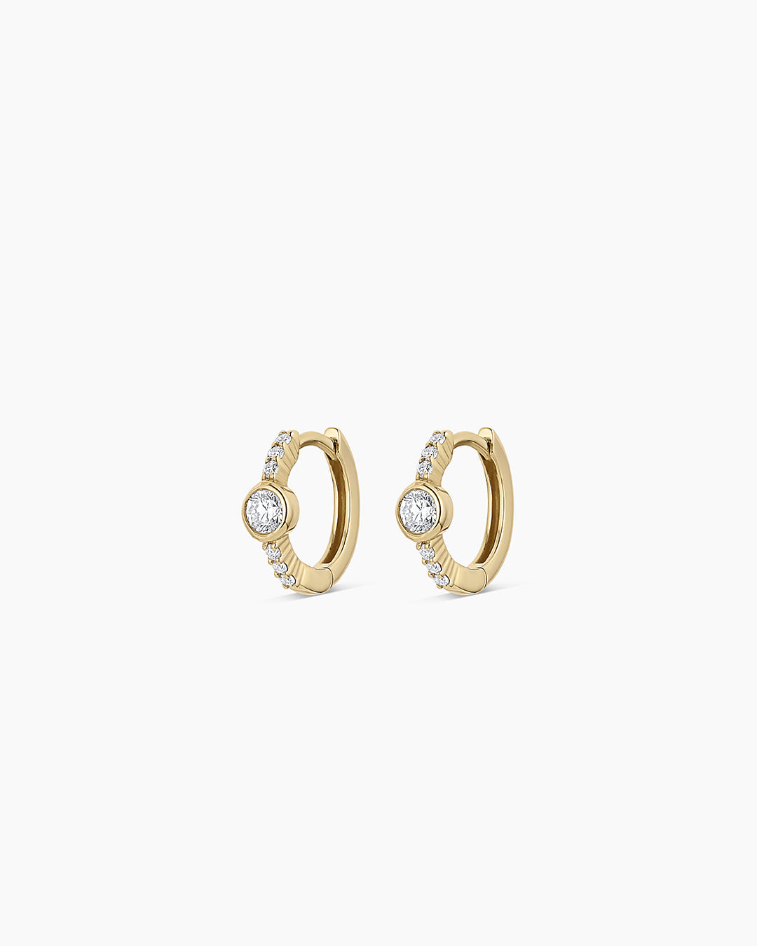 Lab Grown Diamond Circle Huggie Earrings for Women - Elegant & Hypoallergenic Hoop Earrings for Everyday Wear, Parties & Special Occasions