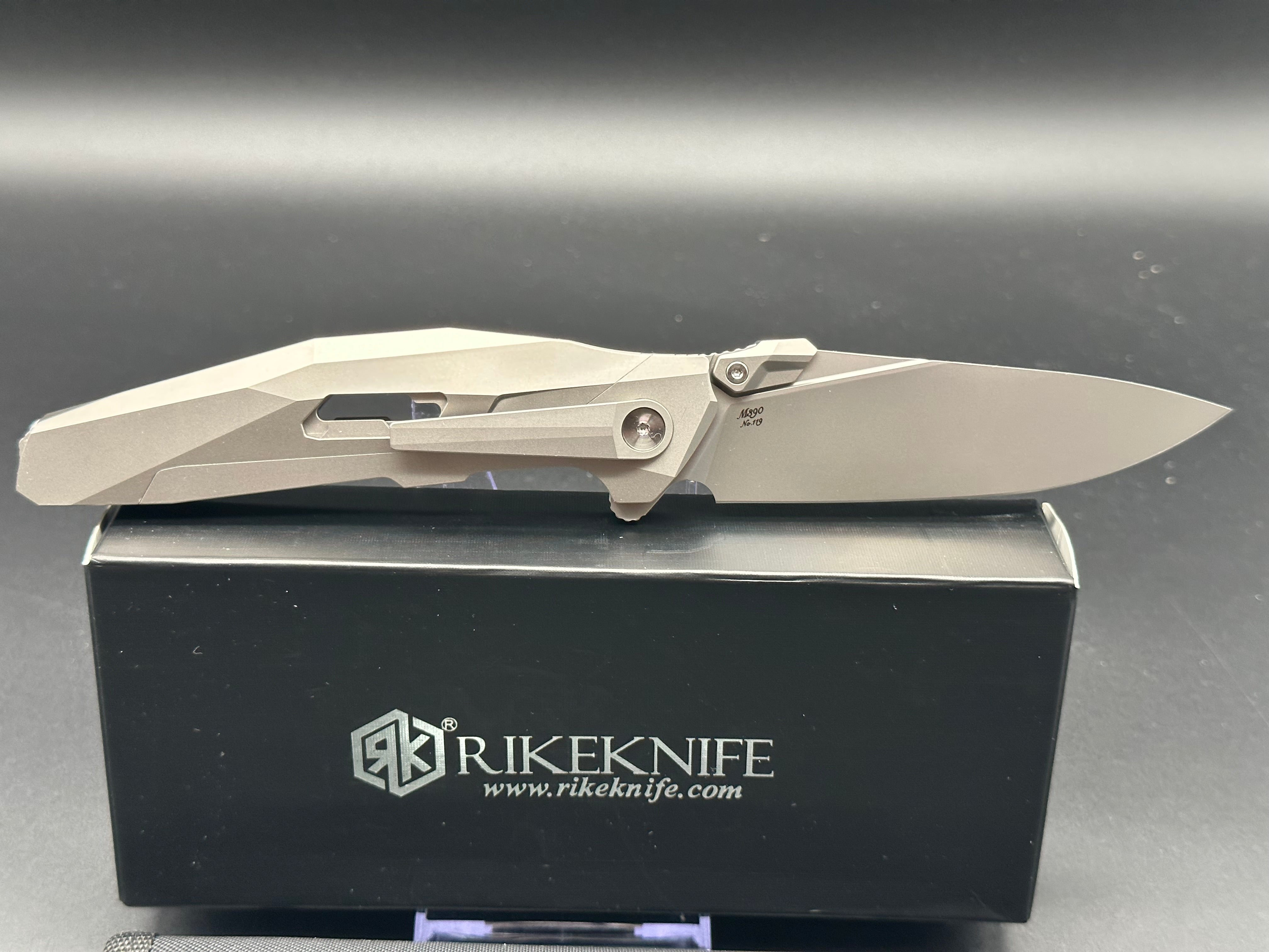 Rike RK Shadow EDC Pocket Knife - High-Quality Folding Knife for Outdoor, Camping, Hiking & Everyday Carry (EDC)