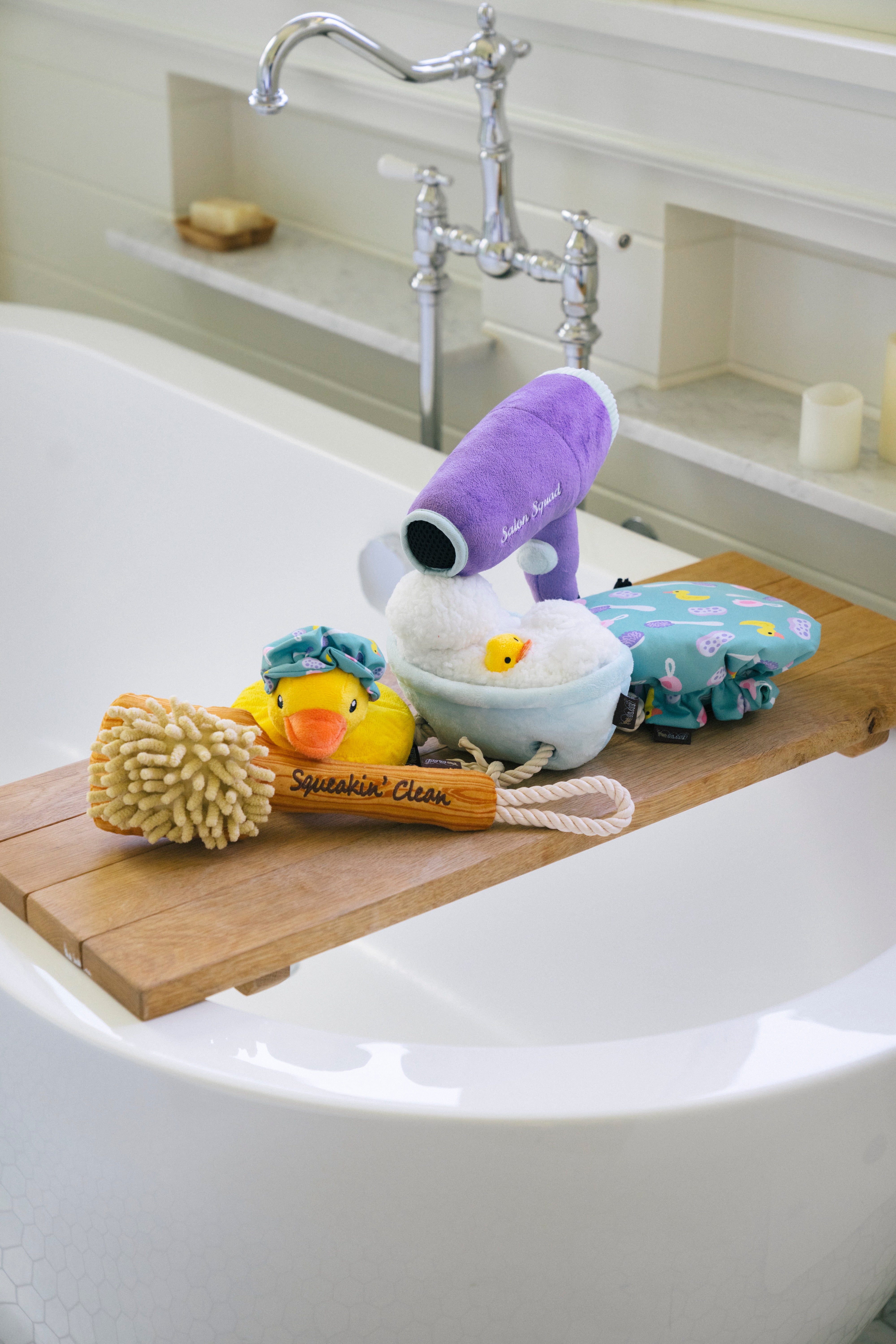 El Rub a Dub Tub Dog Plush Toy Splish Splash™ - Soft Chew Toy for Small & Large Dogs | Pet P.L.A.Y. | Perfect for Bath Time Play & Cuddling
