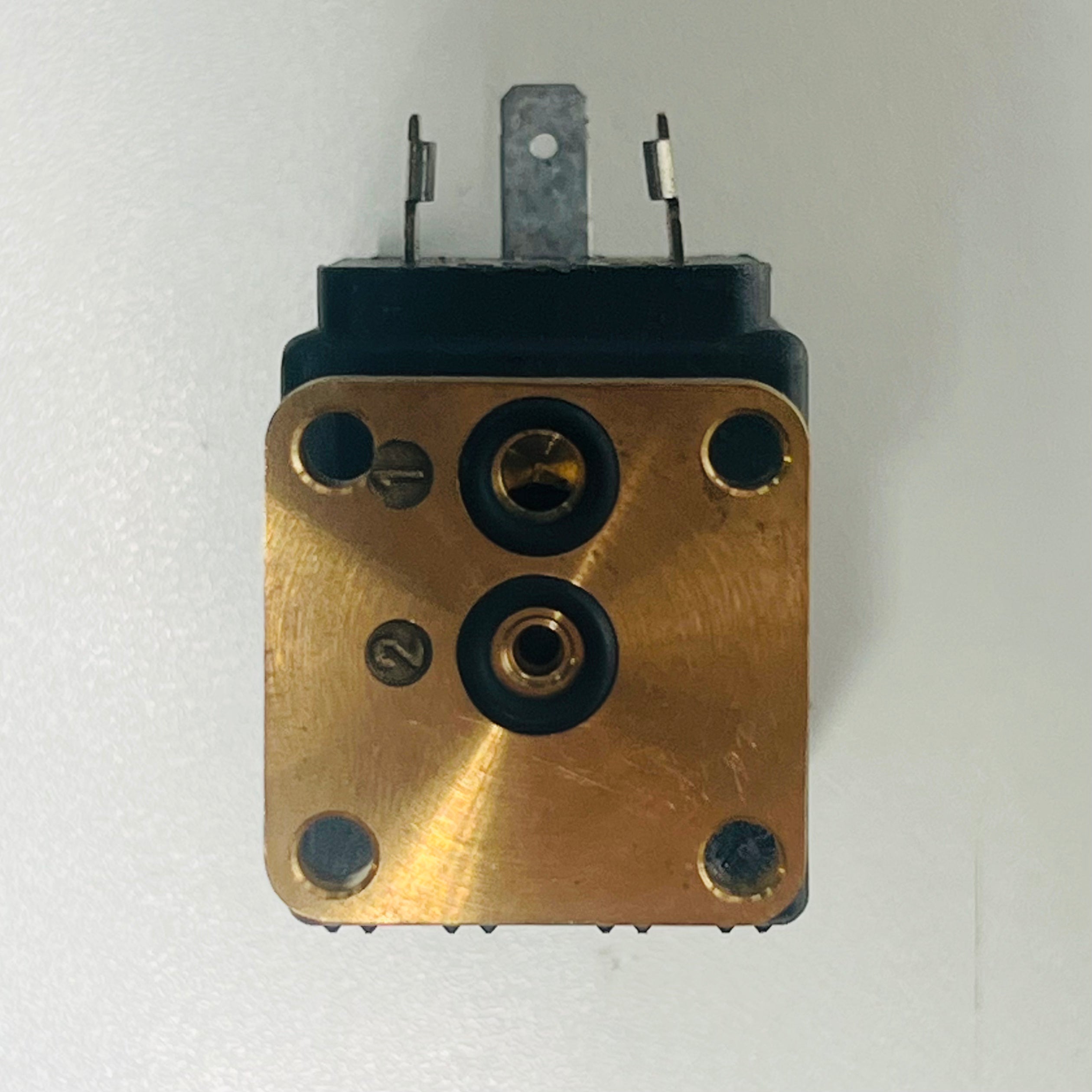 Sanremo 2-Way Solenoid Valve 230-240V D2.5 | High Pressure Water Control Valve for Coffee Machines & Industrial Equipment | Perfect for Espresso Brewing & Automated Systems